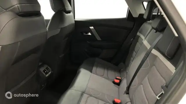 Citroen C4 view 13