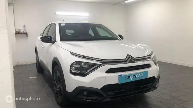 Citroen C4 view 3