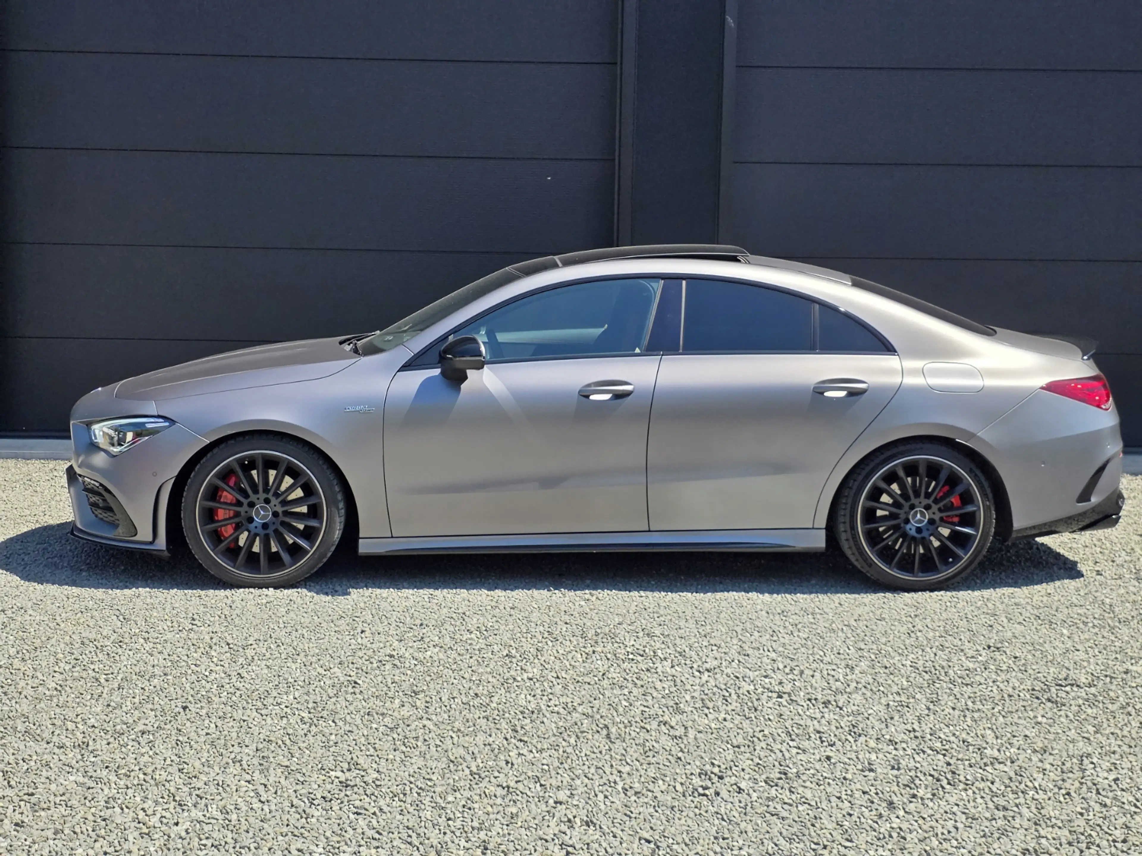 Mercedes-Benz CLA 35 AMG 4MATIC Premium Plus — photo 3