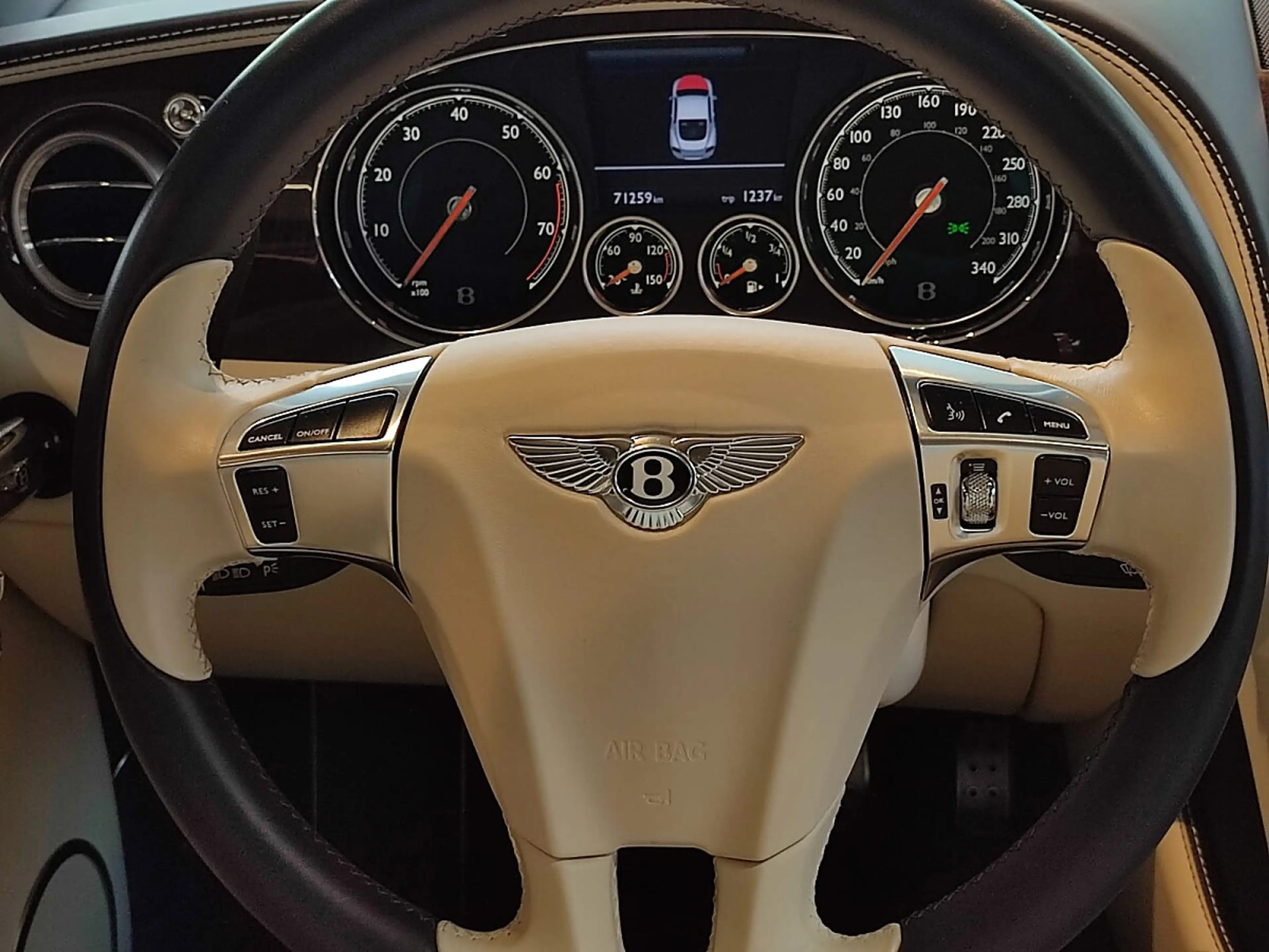 Bentley Continental GT V8 — photo 7