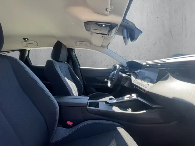Peugeot 308 SW view 13