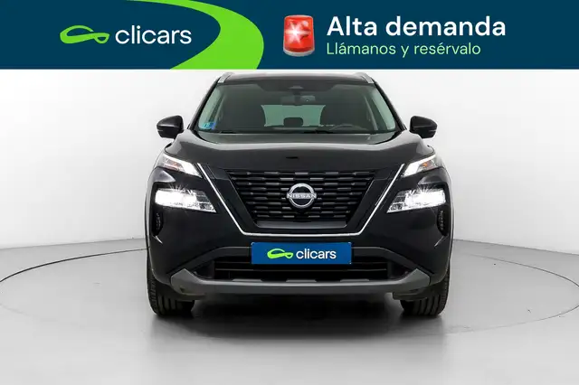 Nissan X-Trail view 2