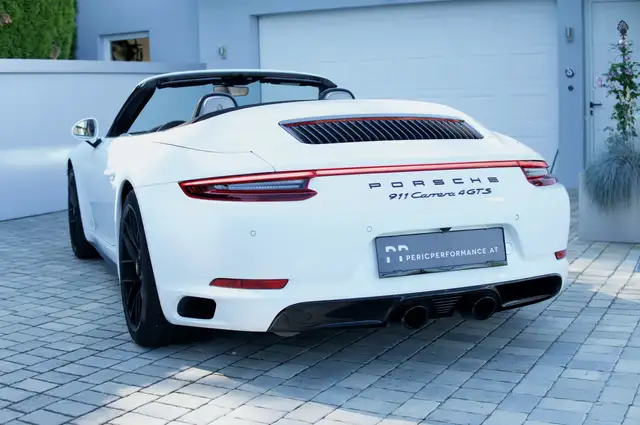 Porsche 991 911 Carrera 4 GTS Cabriolet | APPROVED Ansicht 3
