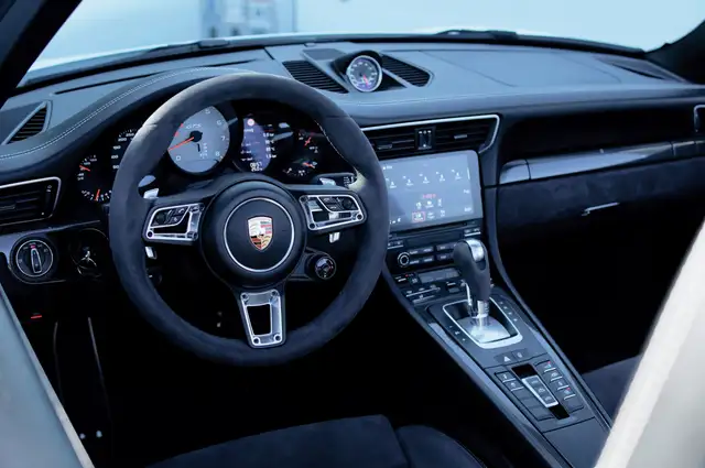 Porsche 991 911 Carrera 4 GTS Cabriolet | APPROVED Ansicht 14