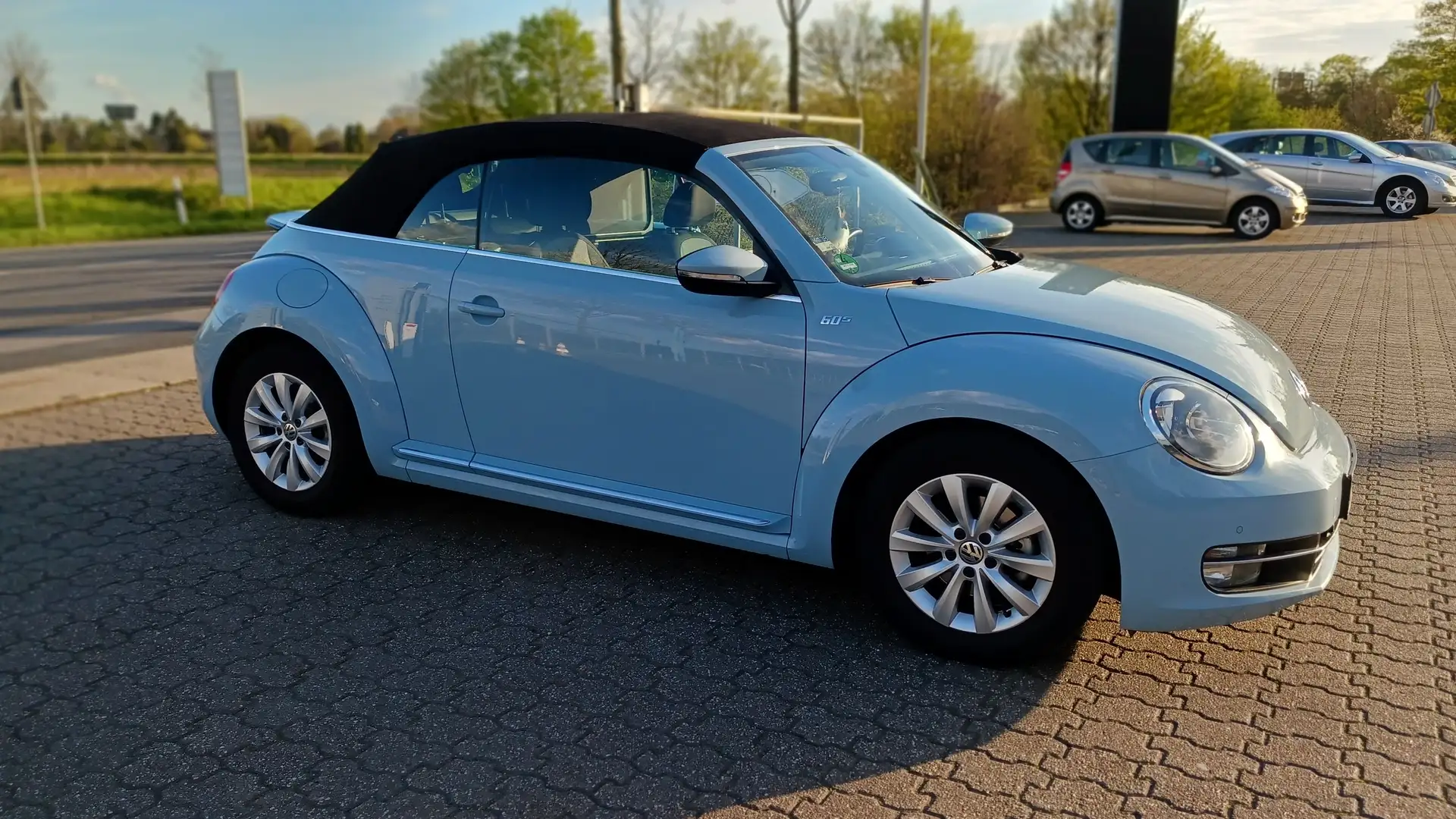 Volkswagen New Beetle Blue Motion - Technologie, umweltfreundlich plava - 1