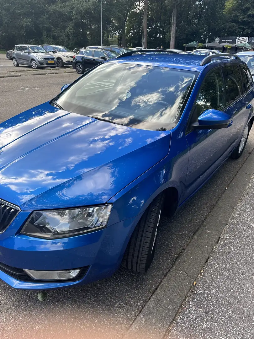 Skoda Octavia 1.6 TDI Greenl. Bns Blauw - 1