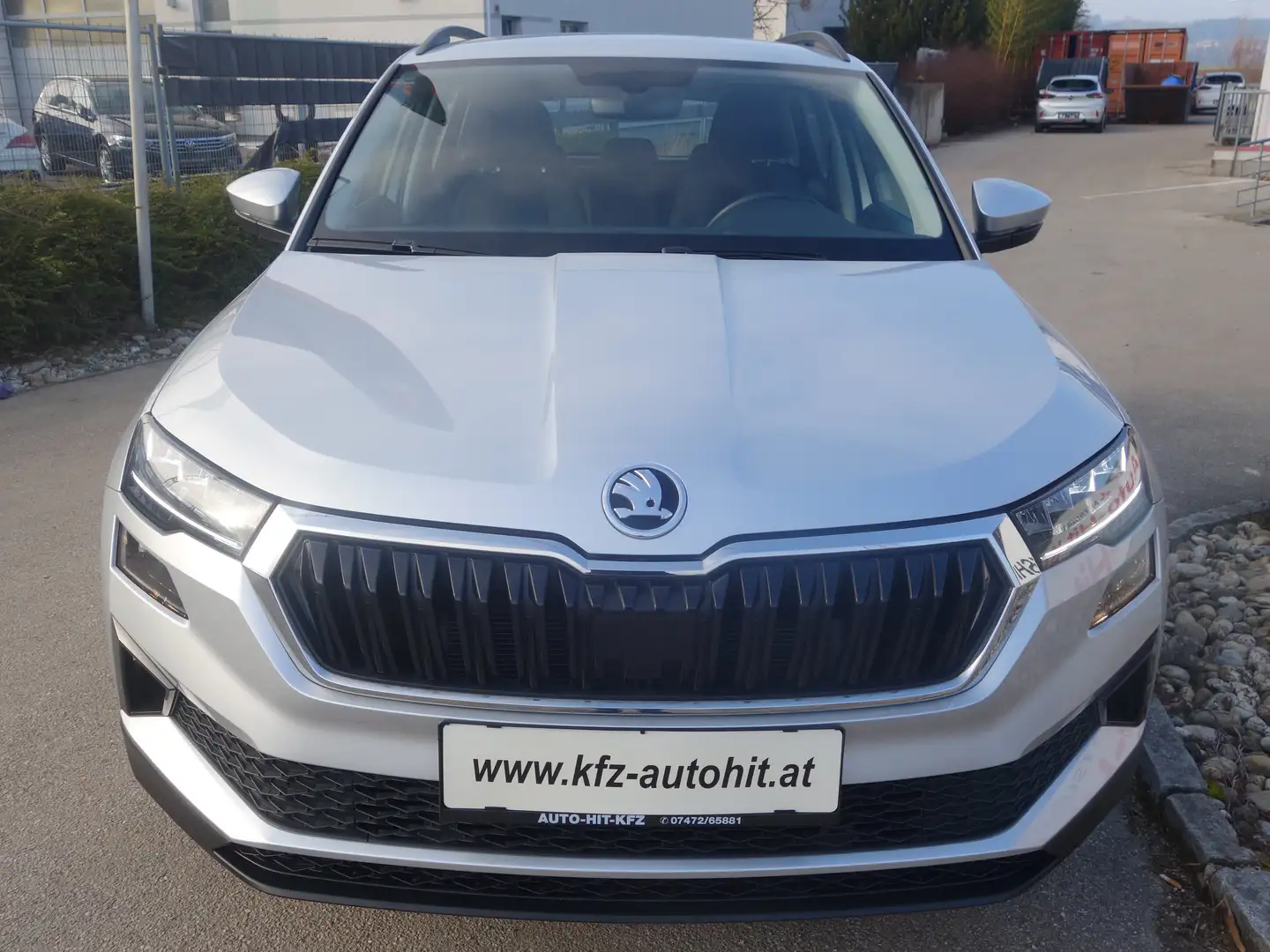 Skoda Karoq 1,0 TSI Active ***leasingfähig*** Silber - 2