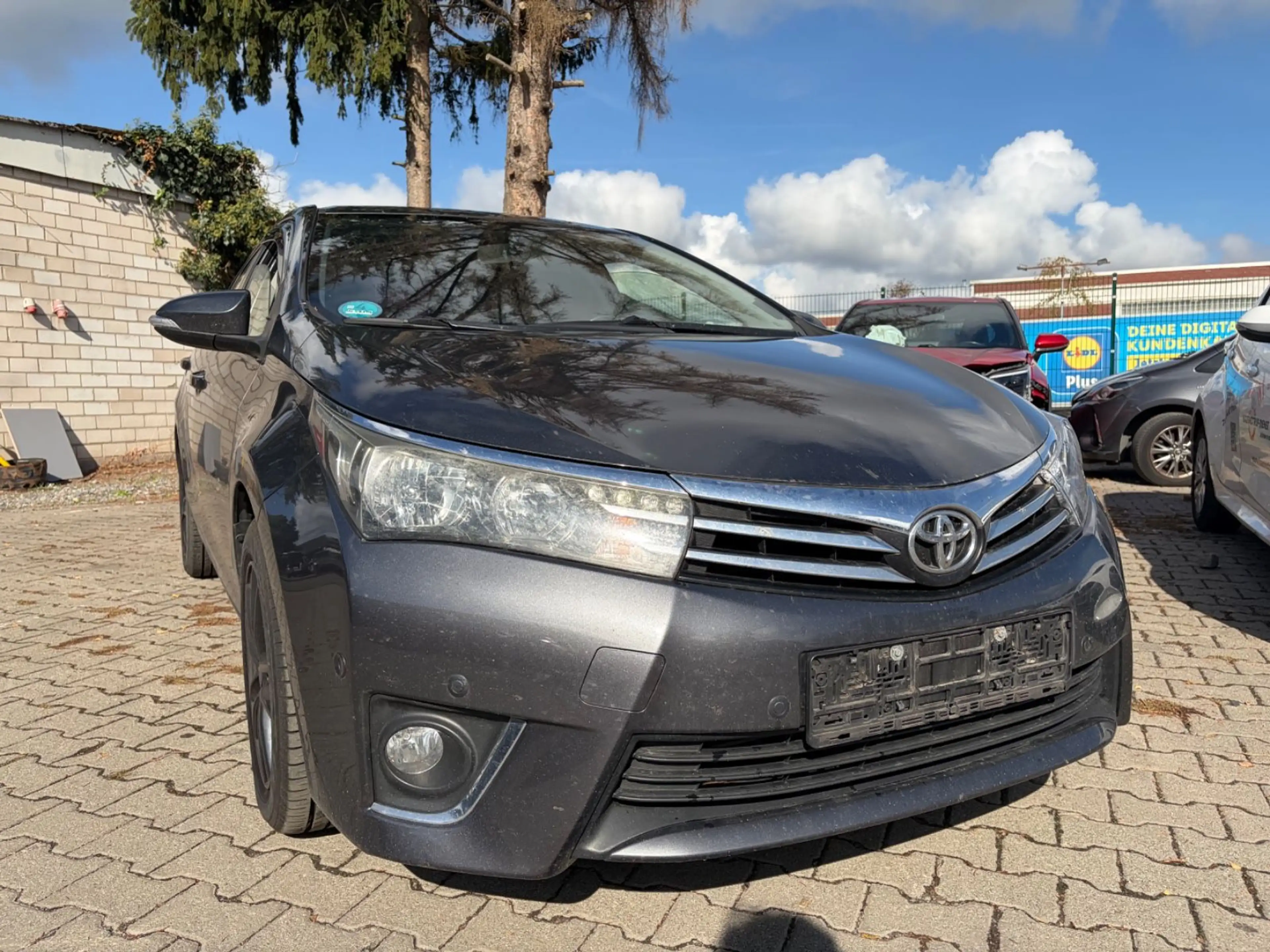 Toyota Corolla 1,6-l-Valvematic Multidrive S Life Plus — photo 8