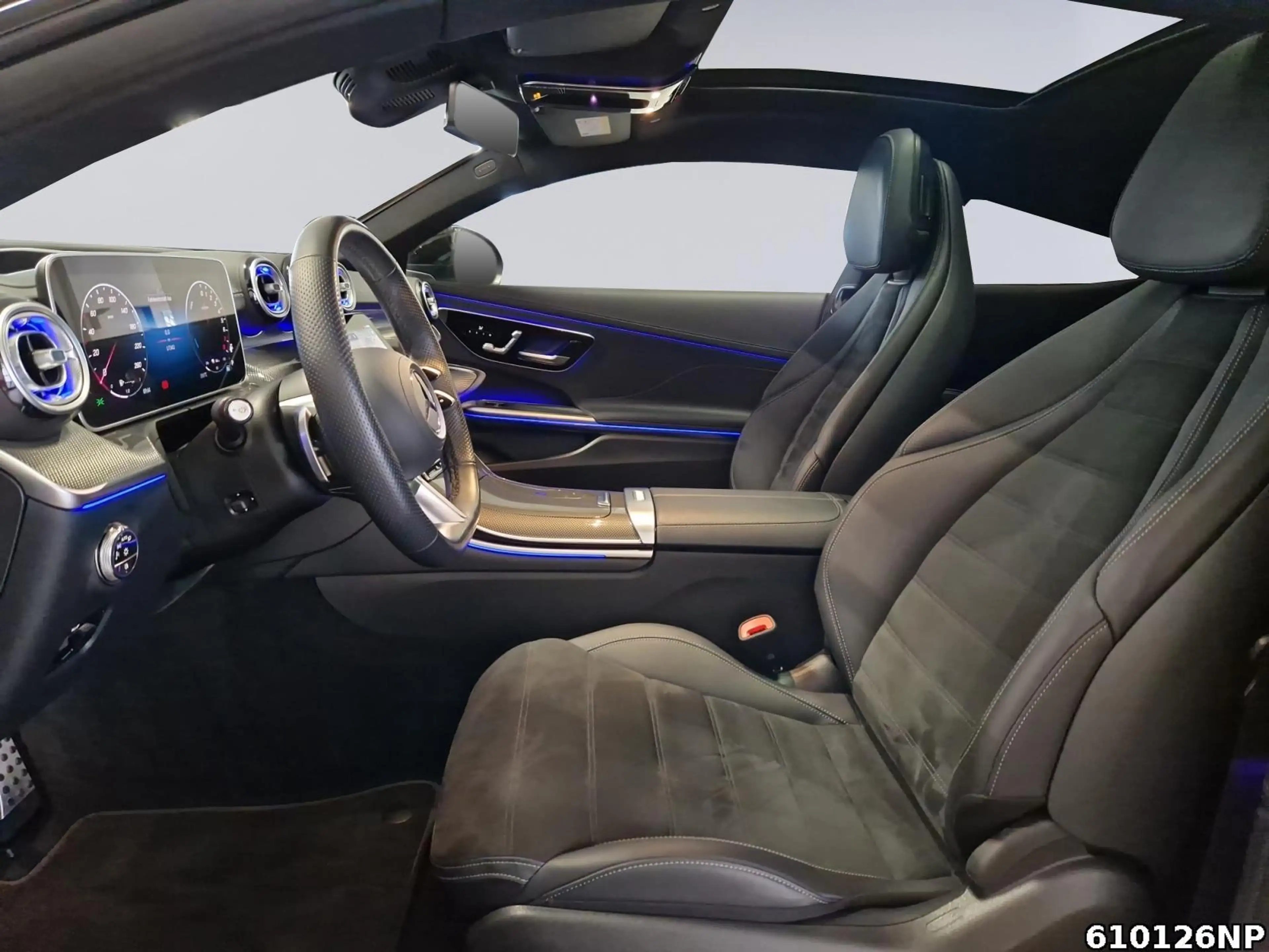 Mercedes-Benz CLE 300 e mit EQ Hybrid AMG Pano 360° Burmester — photo 10