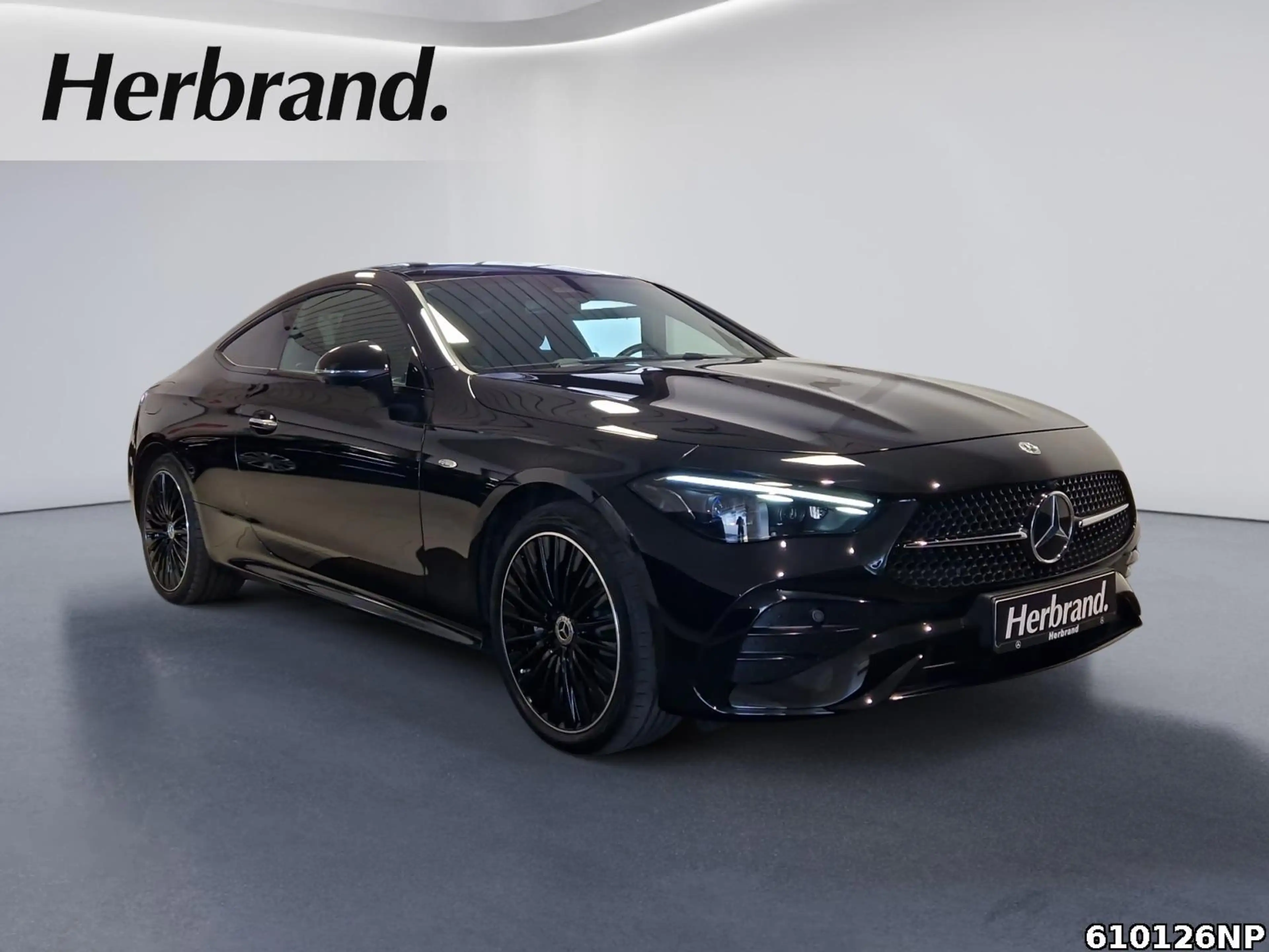 Mercedes-Benz CLE 300 e mit EQ Hybrid AMG Pano 360° Burmester — photo 2