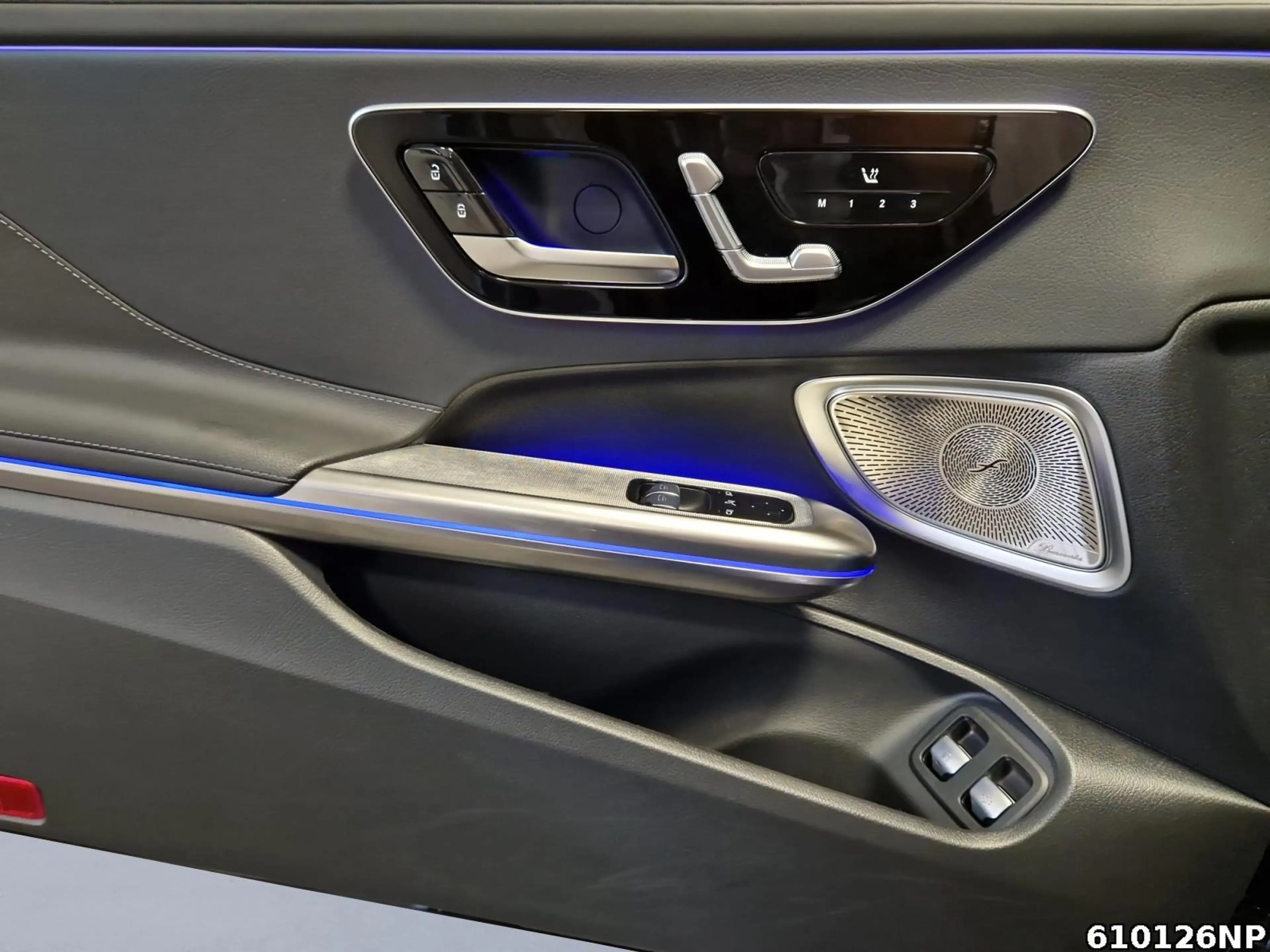 Mercedes-Benz CLE 300 e mit EQ Hybrid AMG Pano 360° Burmester — photo 15