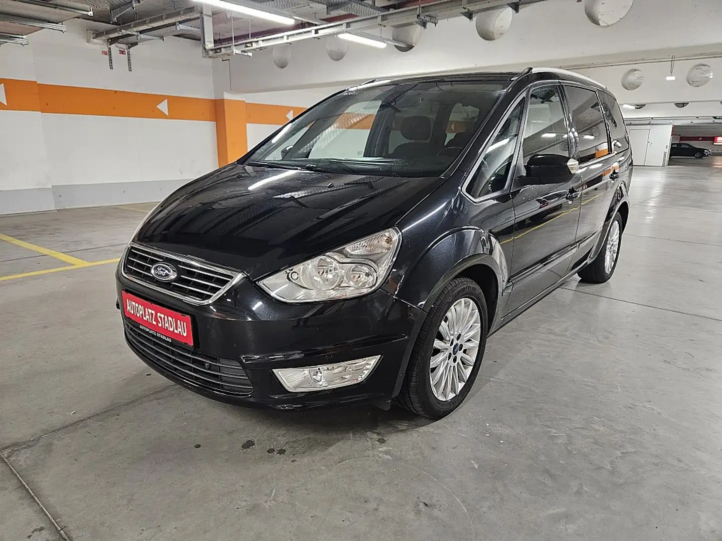 Ford Galaxy Business Plus 2,0 TDCi Aut. Schwarz - 1