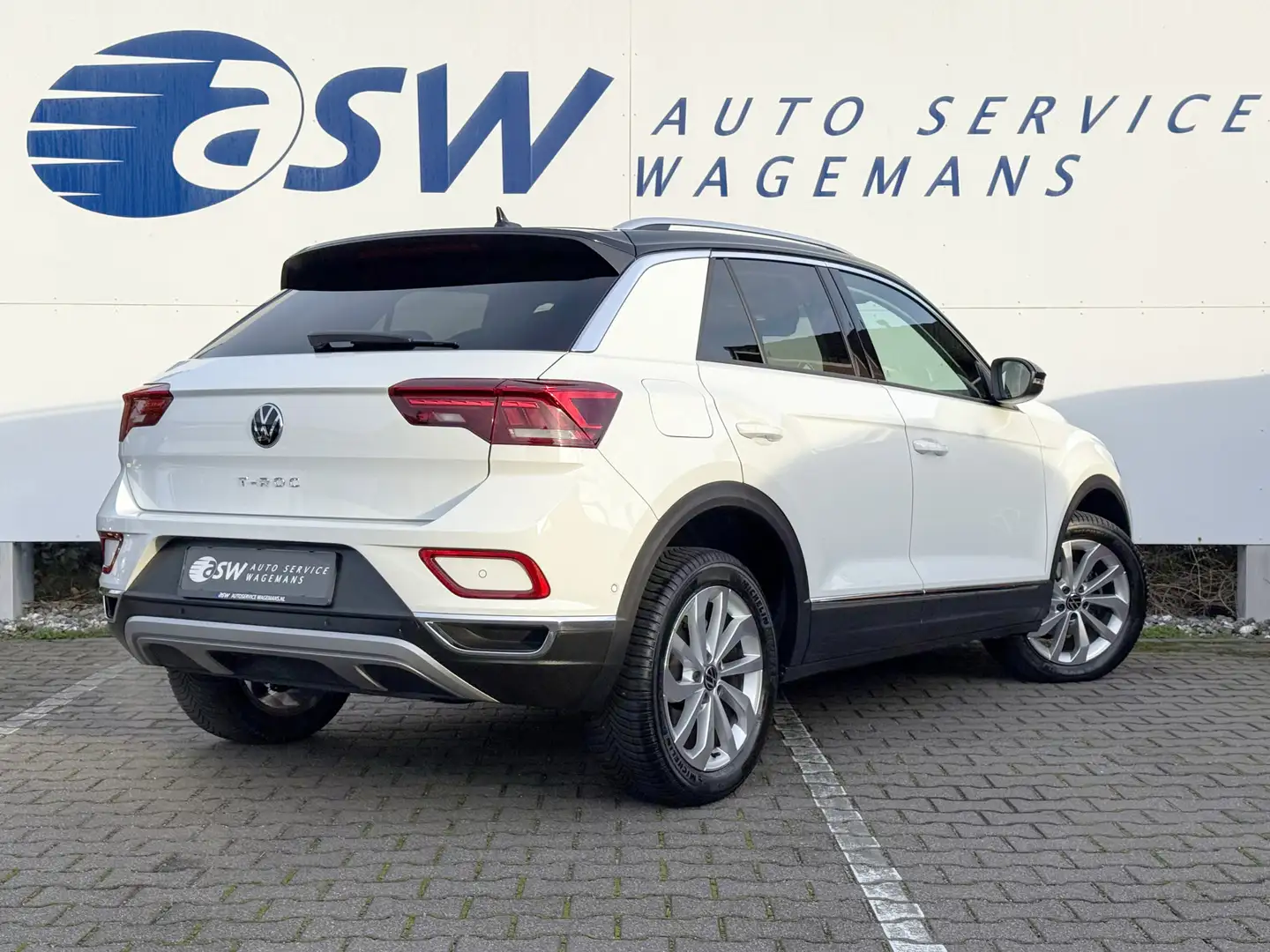 Volkswagen T-Roc 1.5 TSI Style | Trekhaak | ACC | IQ Light | CarPla Blanc - 2