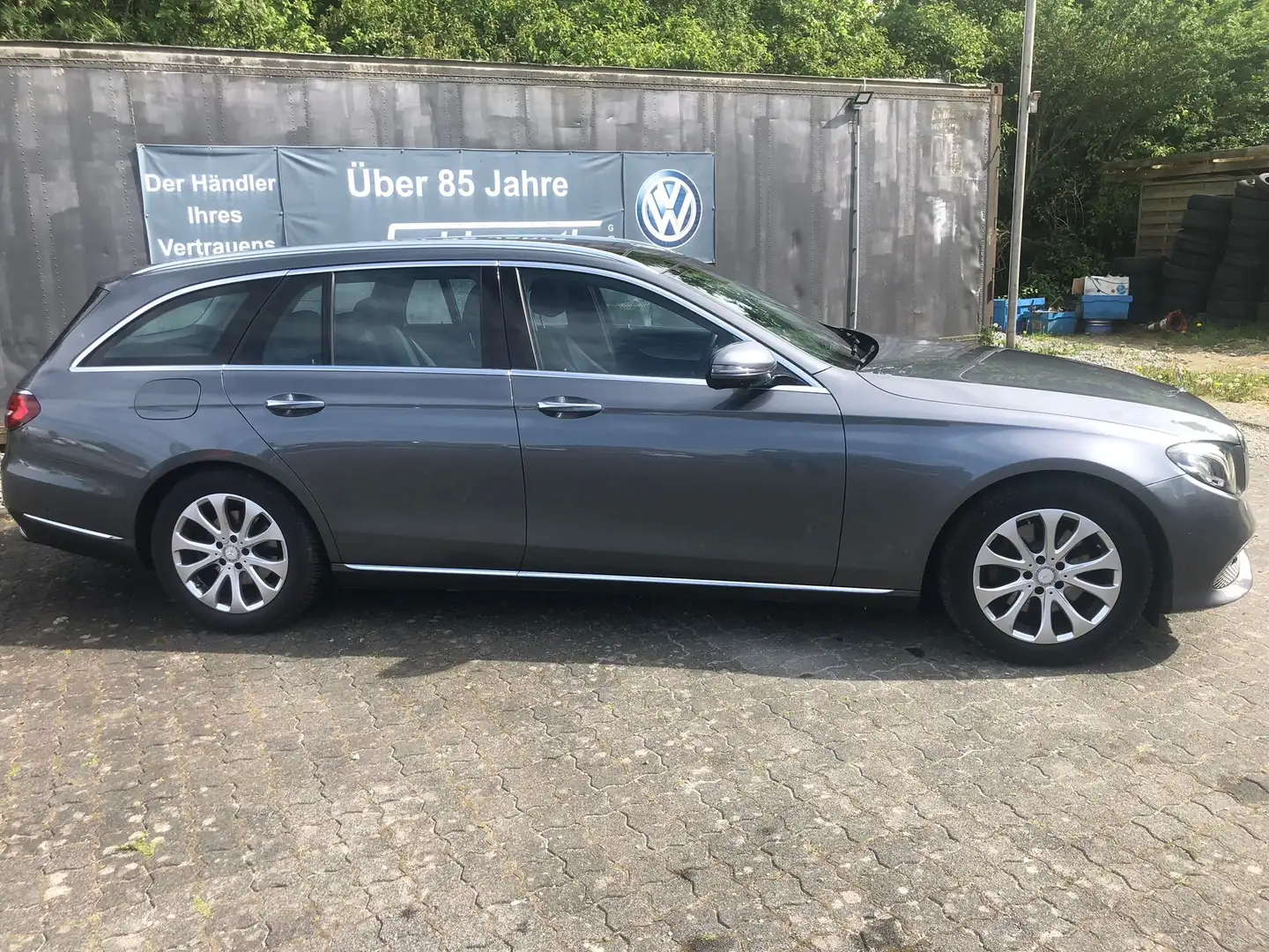 Mercedes-Benz E 250 E 250 (213.245) Grau - 1