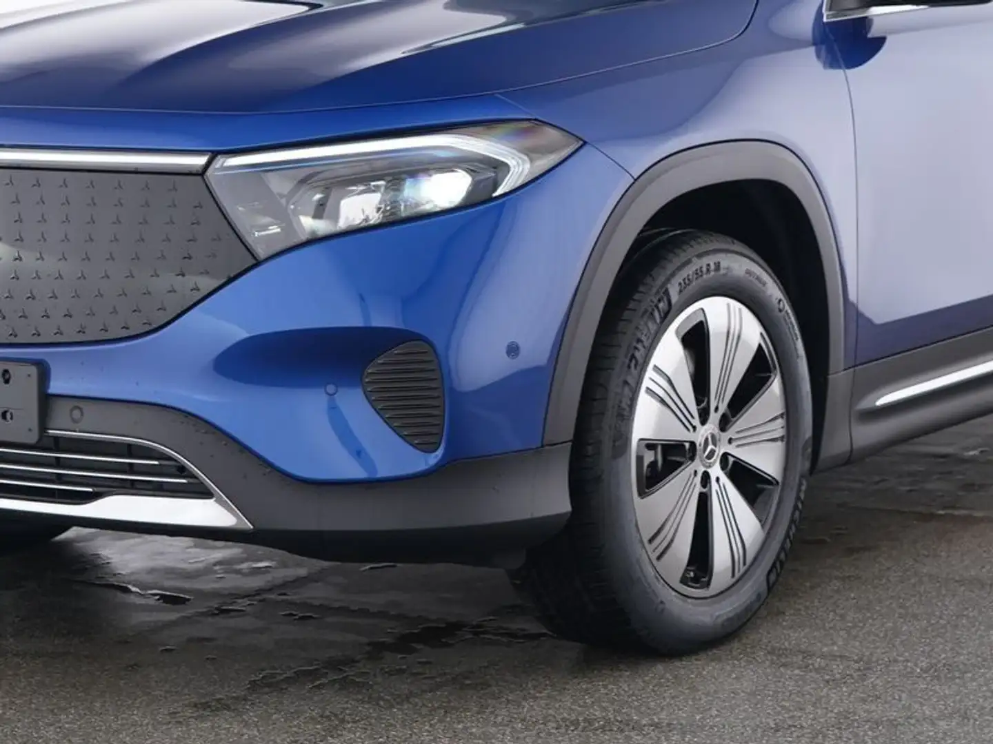 Mercedes-Benz EQB 300 4M PROGR-ADV WINTER VZA Bleu - 2