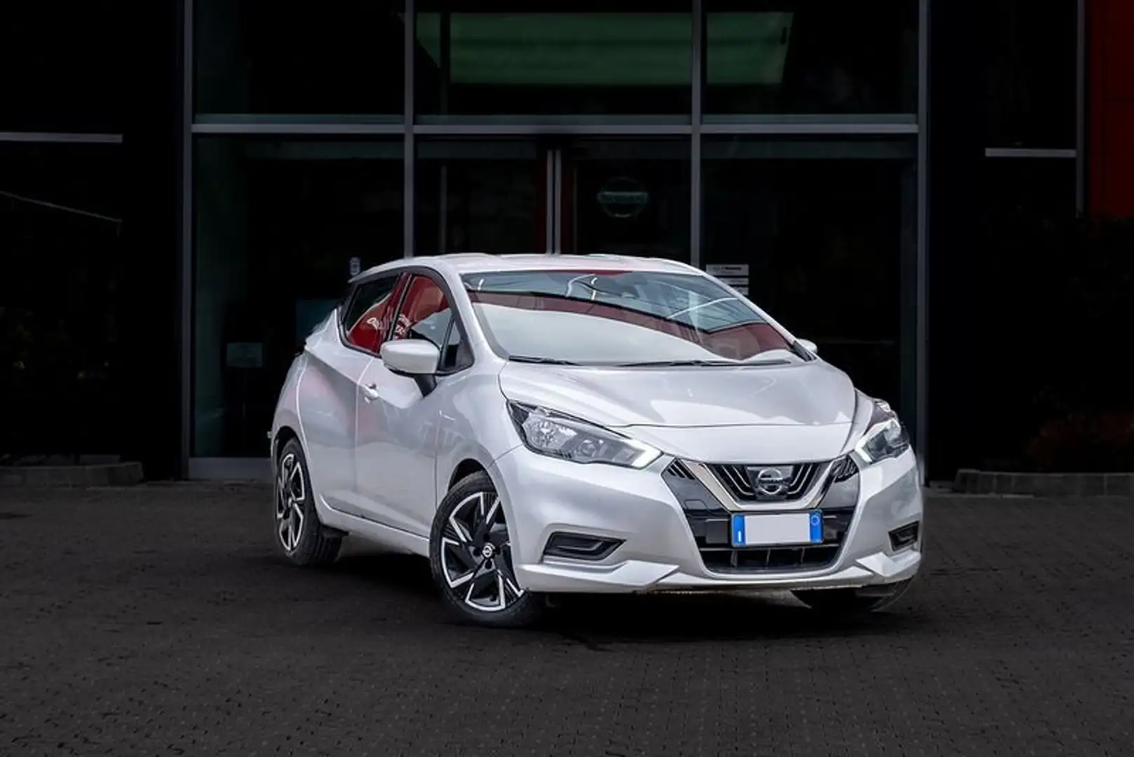Nissan Micra 1.0 ig-t Eco Acenta Gpl 1.0IG-T ACENTA Stříbrná - 1