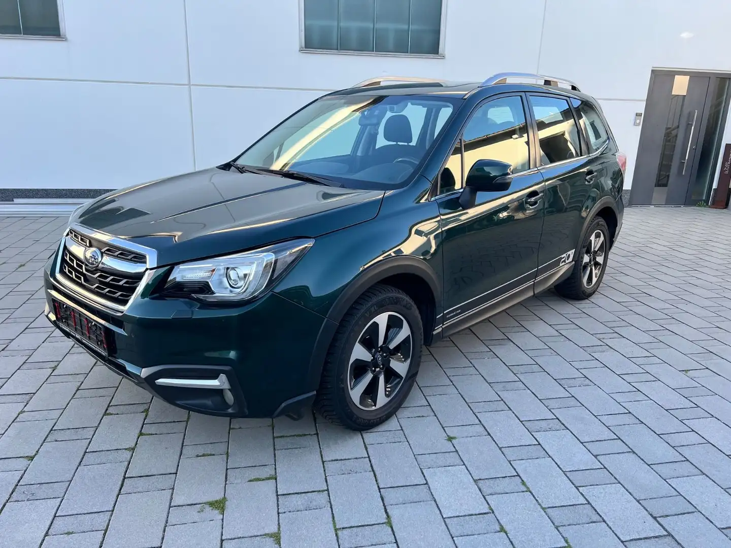 Subaru Forester Exclusive 20th Anniversary AWD 1Hand Grün - 1