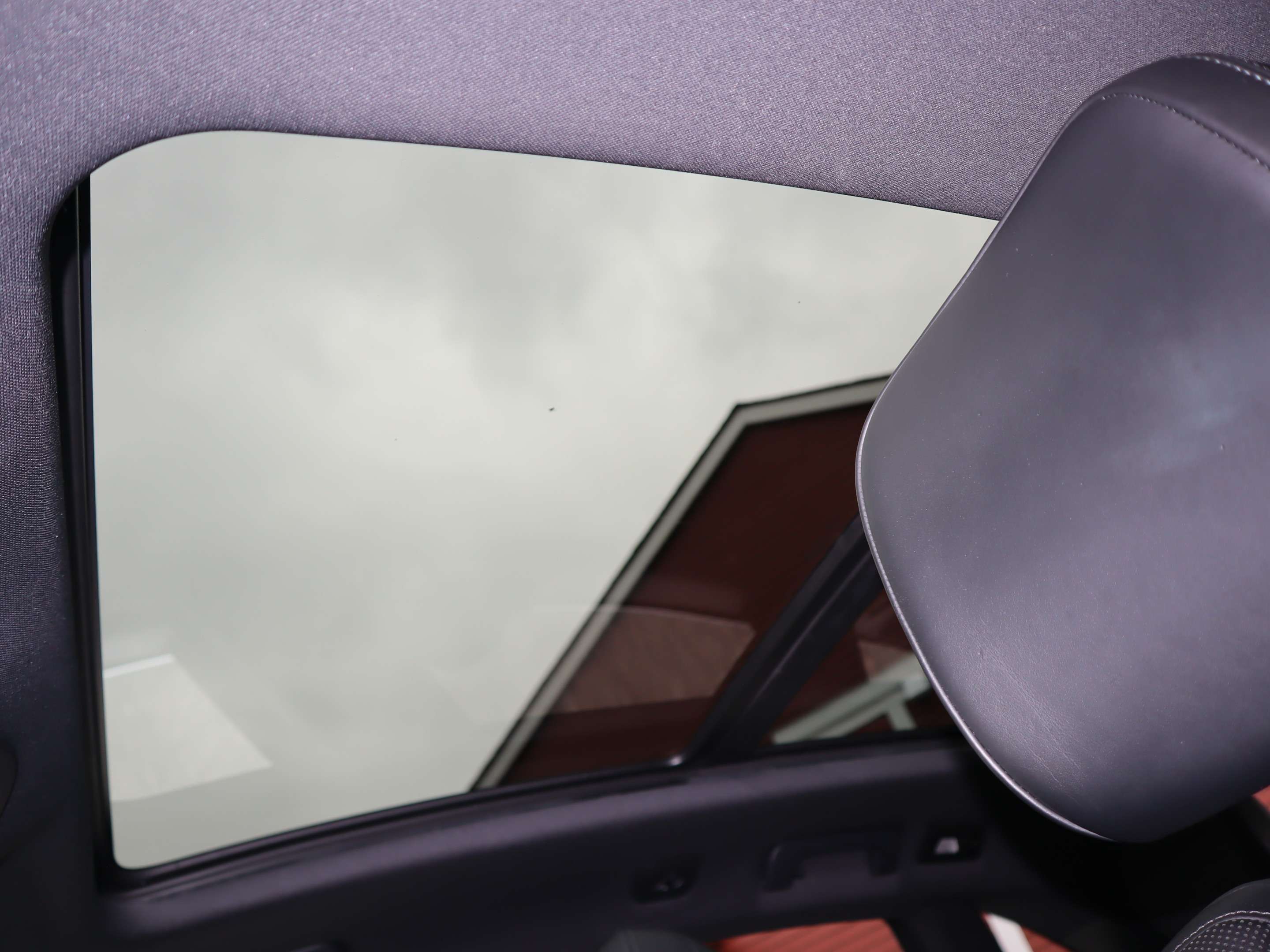 2015 Porsche Macan S thumb 21