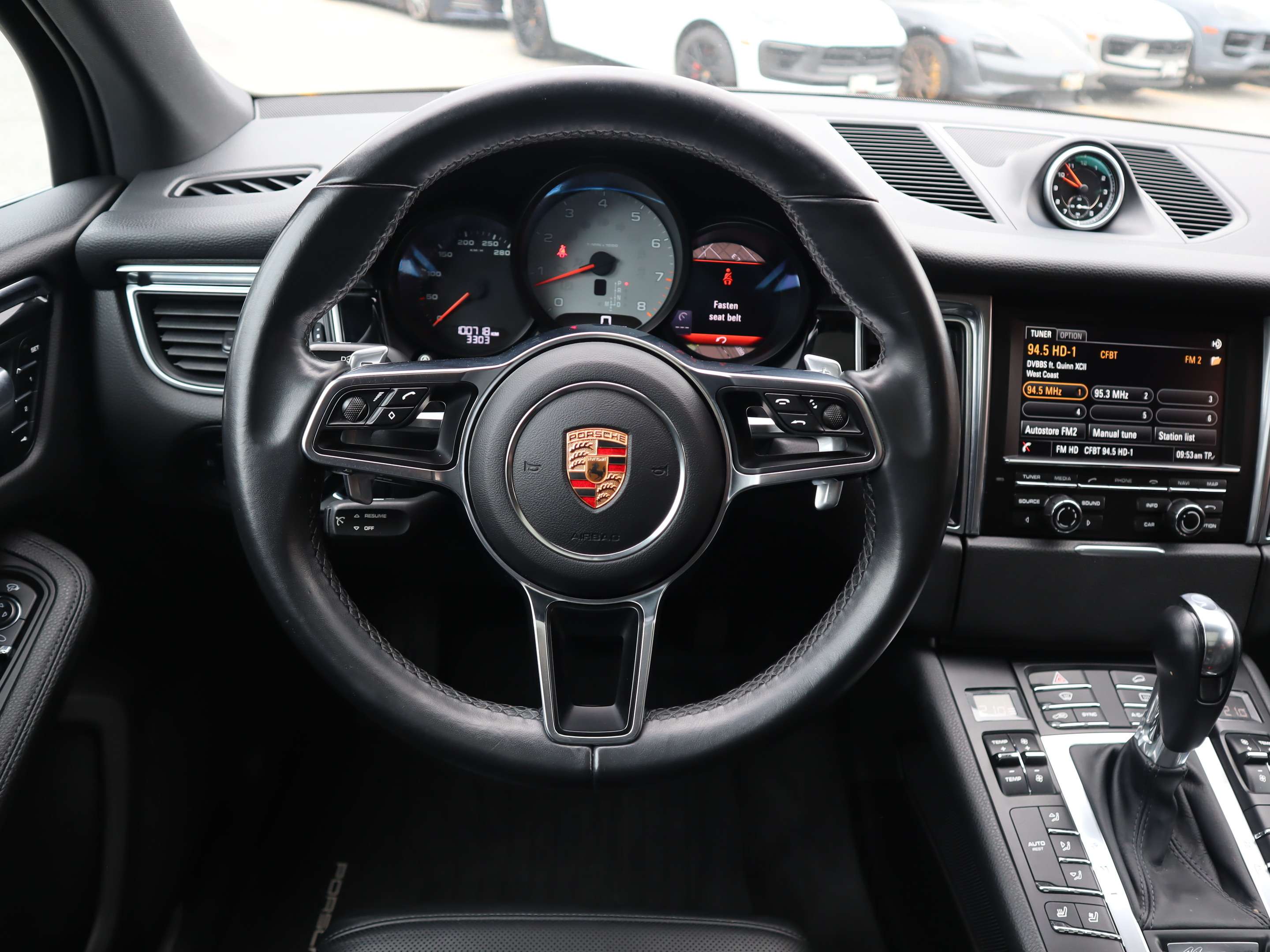 2015 Porsche Macan S thumb 14