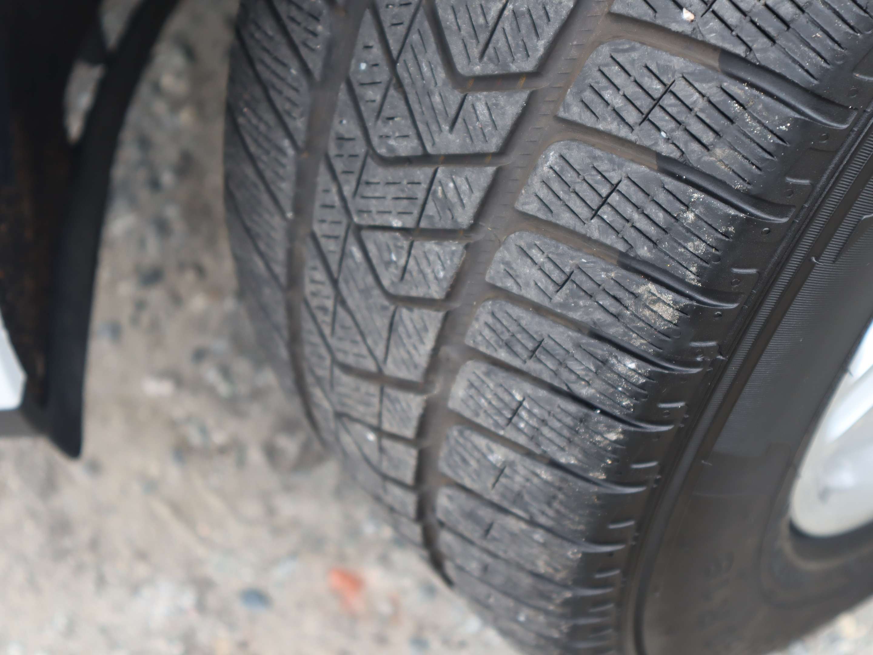 2015 Porsche Macan S thumb 31
