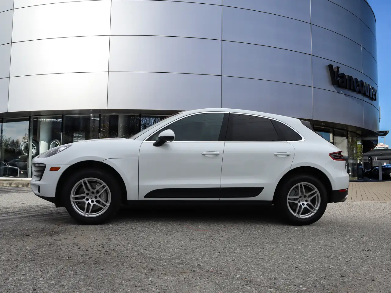 Porsche Macan снимка Porsche Macan