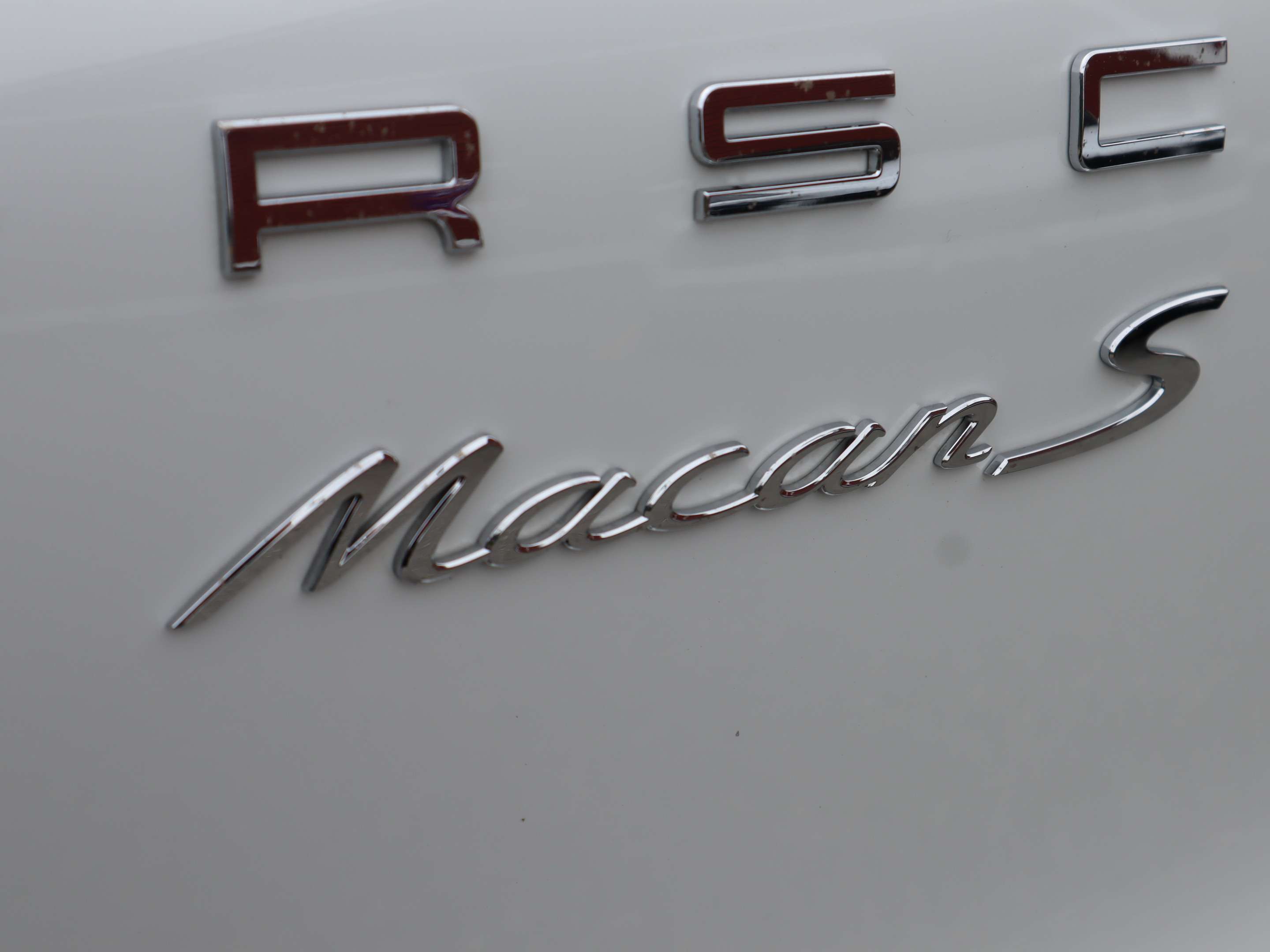 2015 Porsche Macan S thumb 36