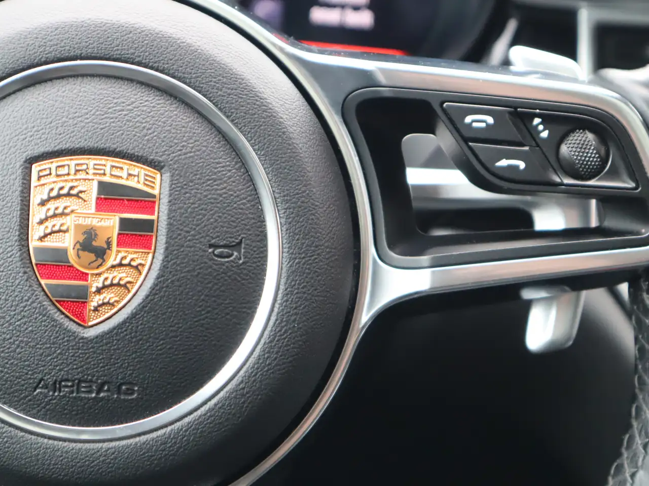 Porsche Macan снимка Porsche Macan
