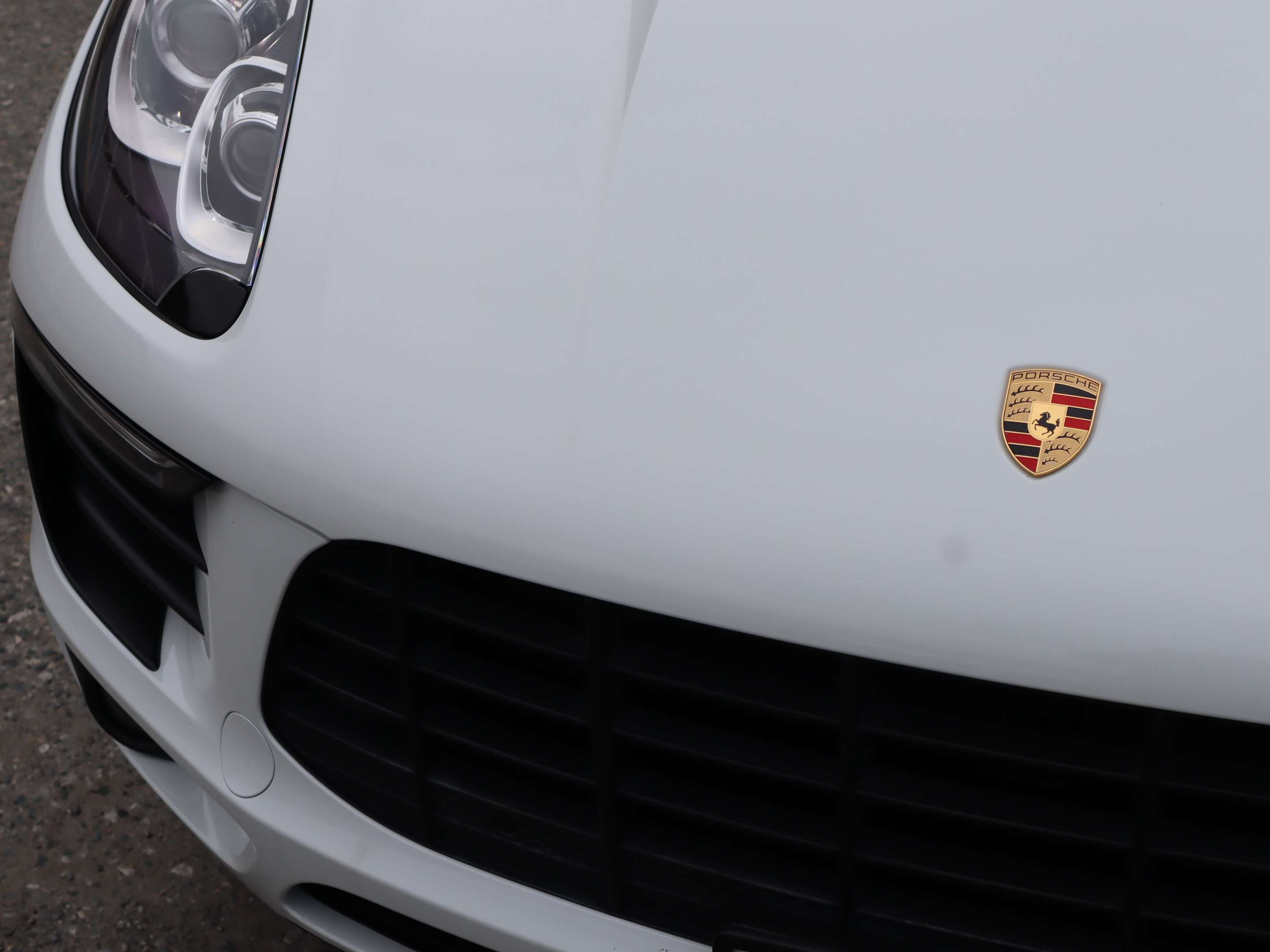 2015 Porsche Macan S thumb 10
