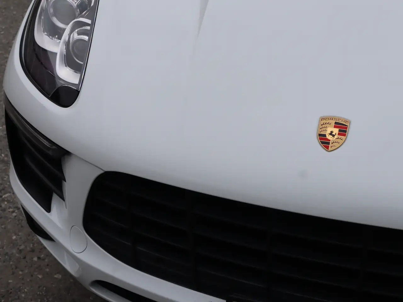 Porsche Macan снимка Porsche Macan