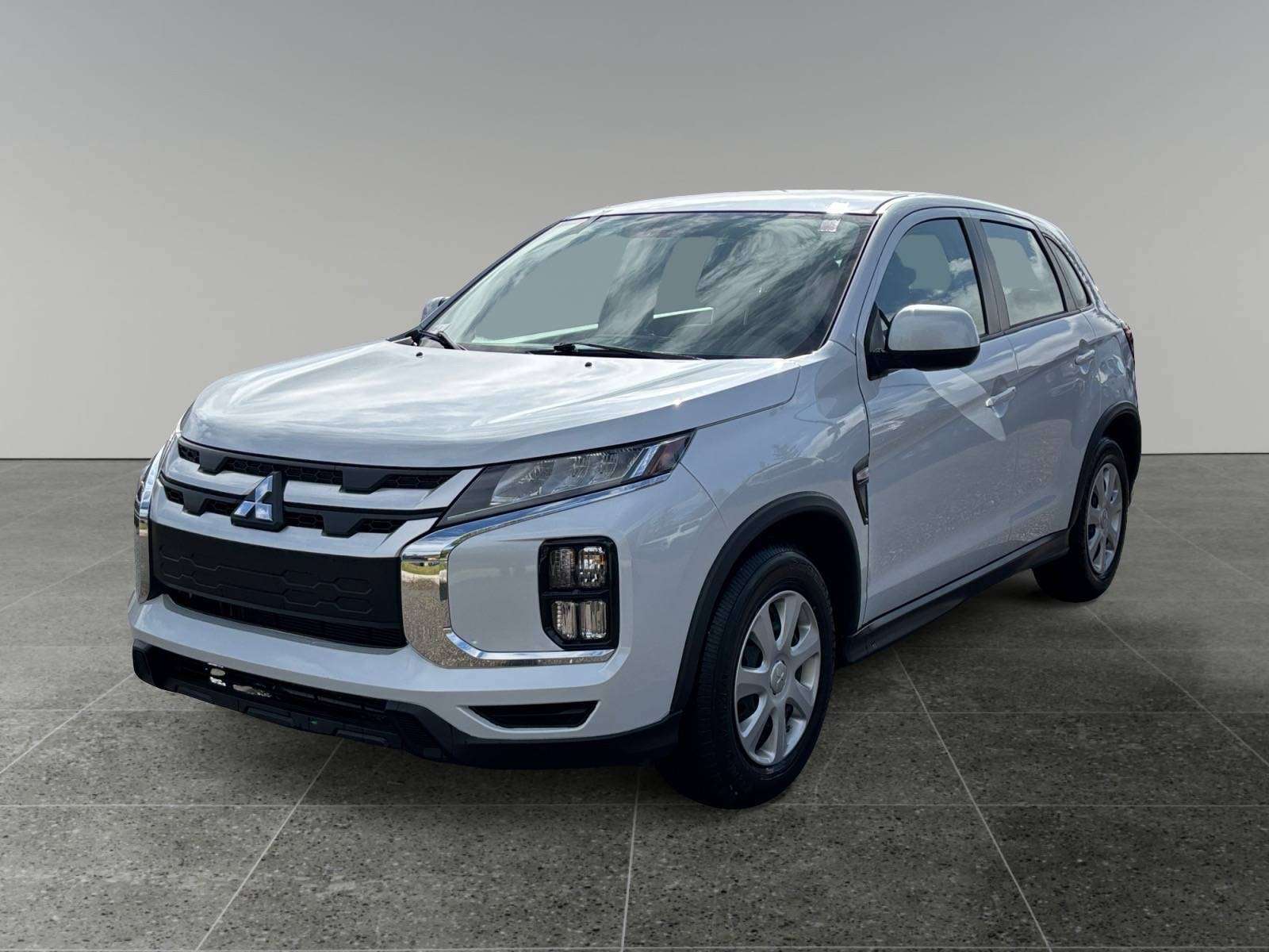 2026 Mitsubishi RVR ES