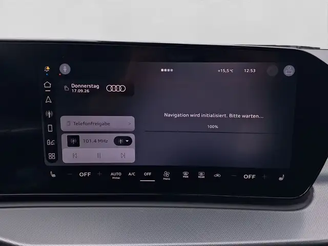 Audi Q3 view 12