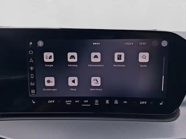 Audi Q3 view 15