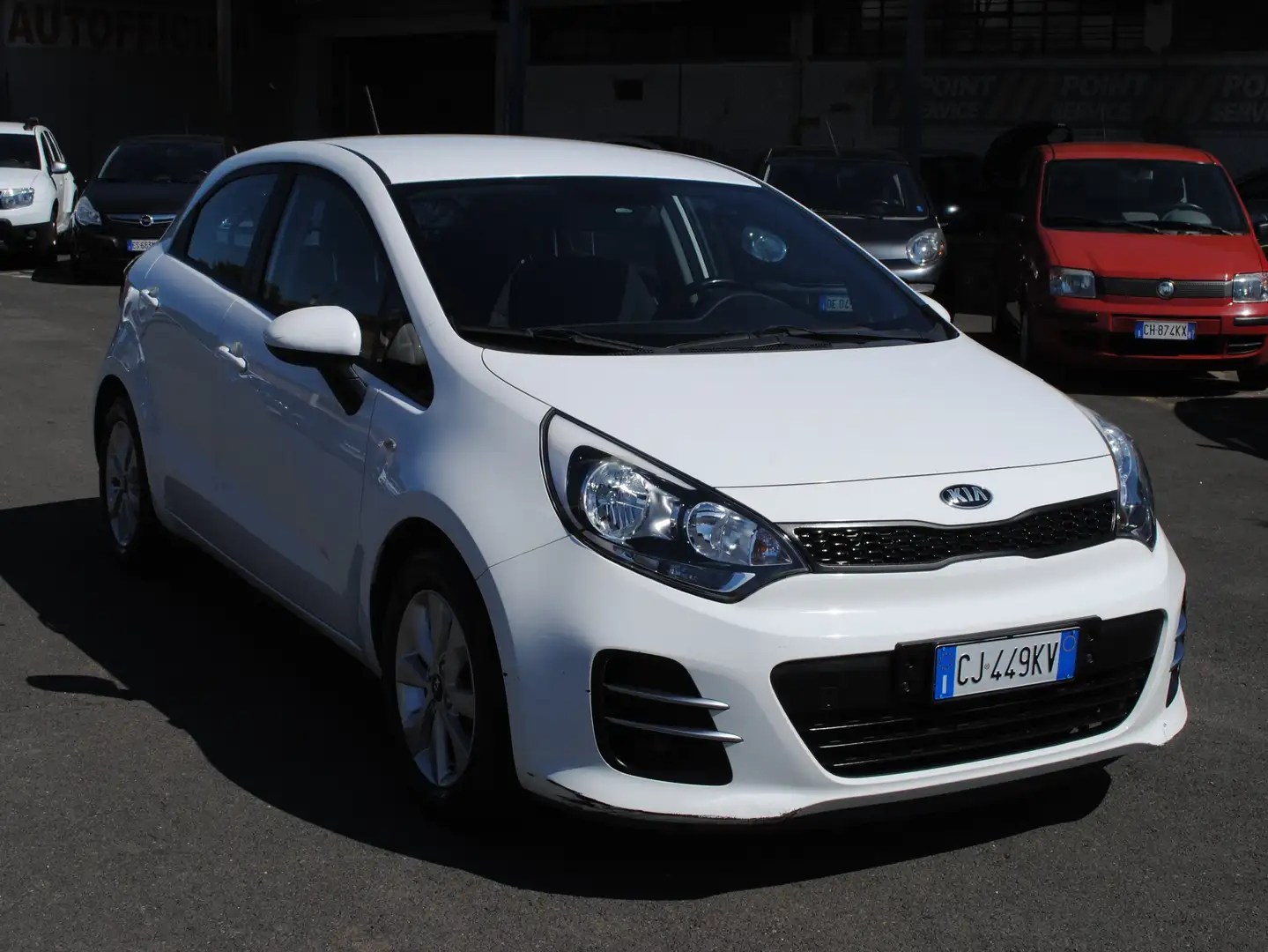 Kia Rio Rio 5p 1.1 crdi Active E6 Gris - 2