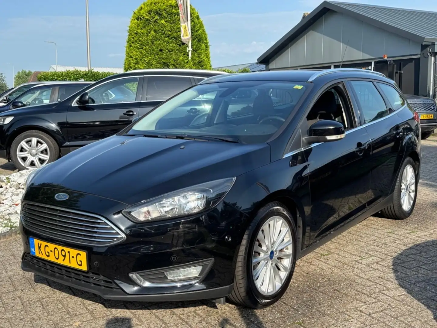 Ford Focus Wagon 1.0 Titanium Zwart 2016 NL Auto Negro - 1