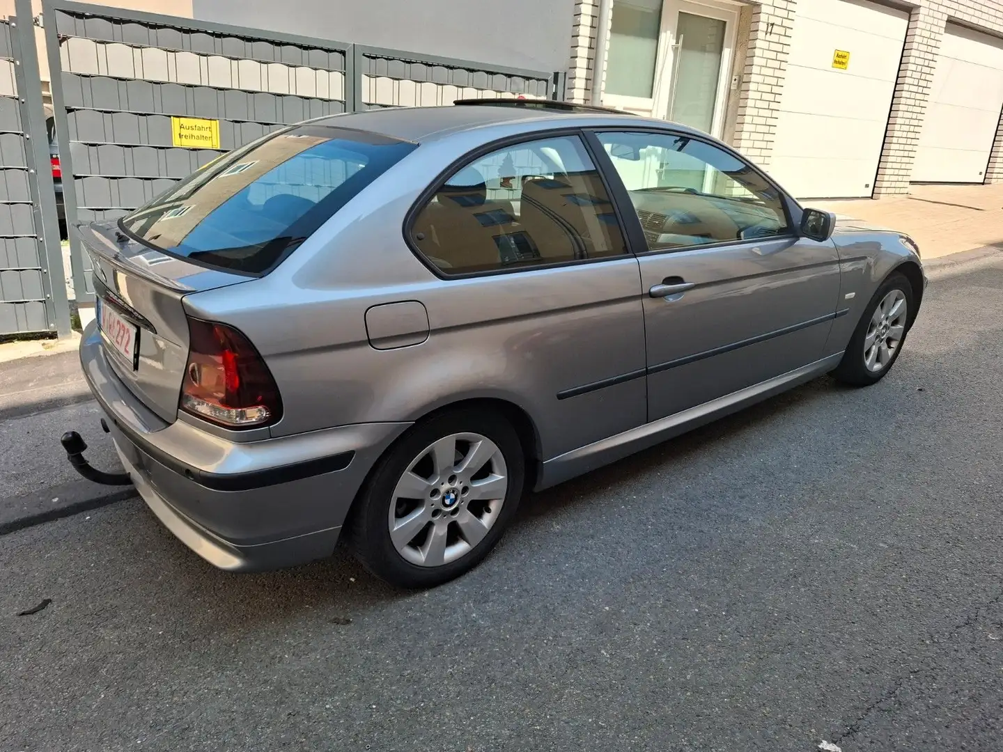 BMW 316 Baureihe 3 Compact 316ti Gris - 1
