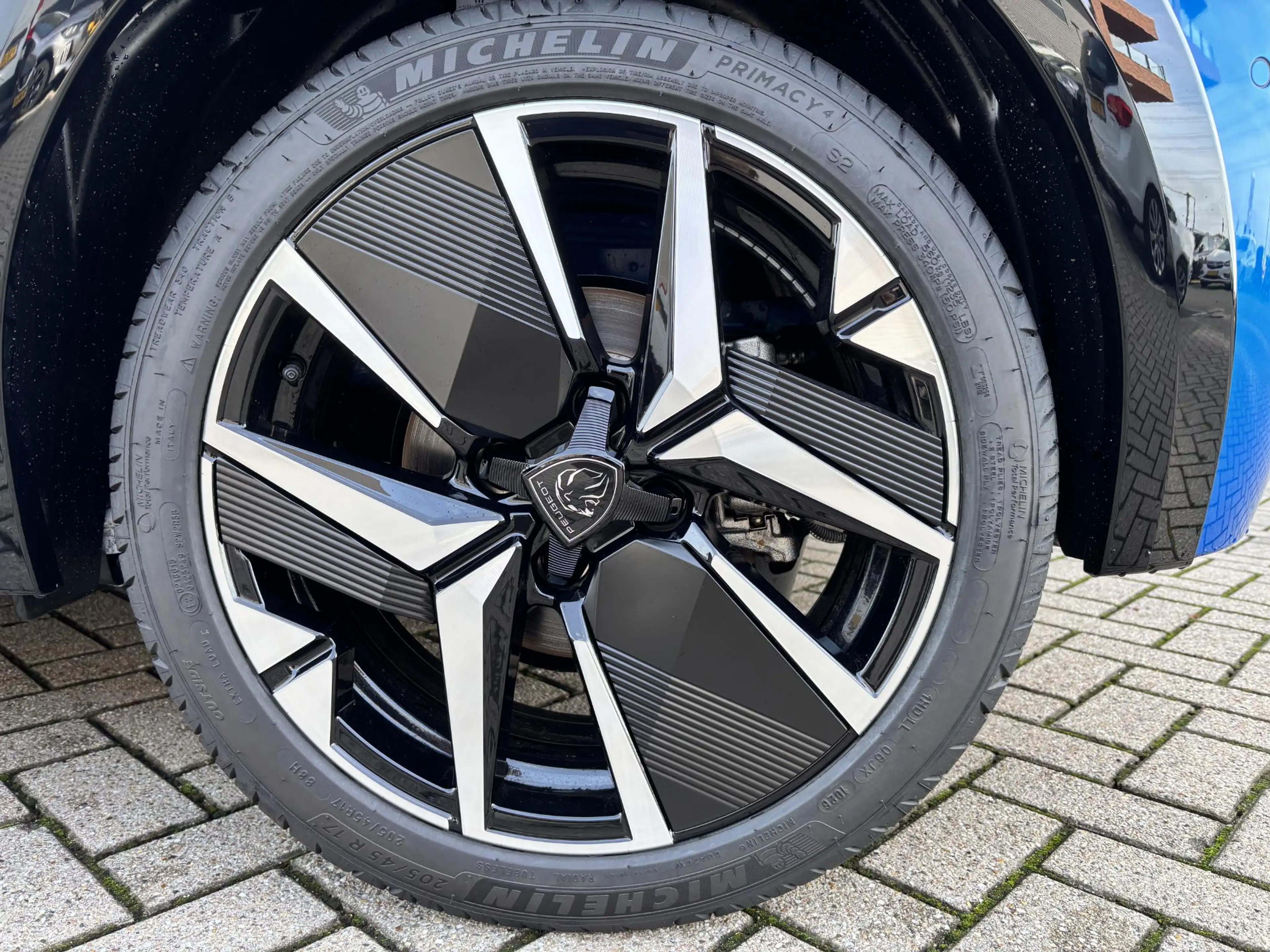Peugeot e-208 EV GT Avantage 51 kWh VOORRAADVOORDEEL | Navigatie — photo 12