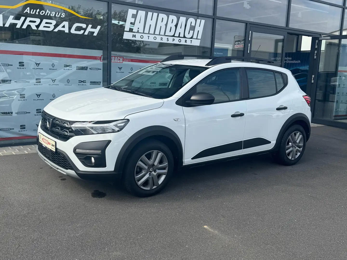 Dacia Sandero Stepway Essential LPG Weiß - 2