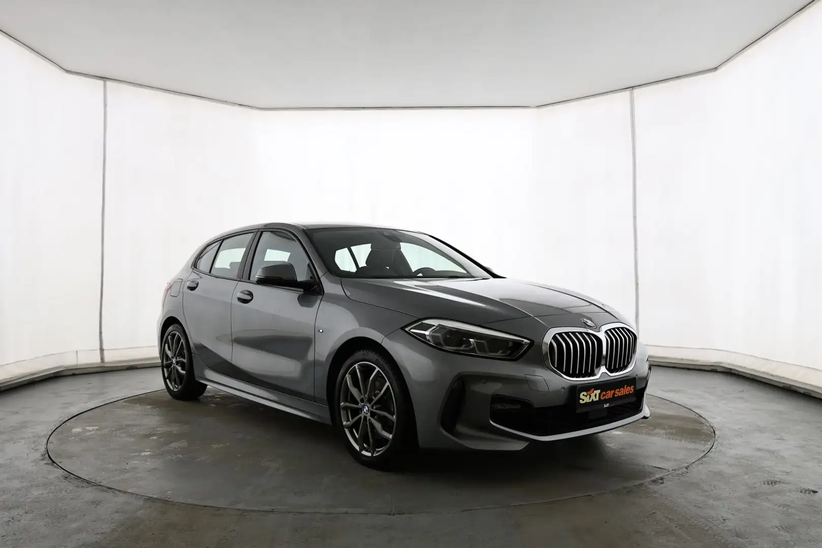 BMW 120 i M Sport ad.LED|Sitz&LR-HZ|LCProf|Wireless Grau - 1