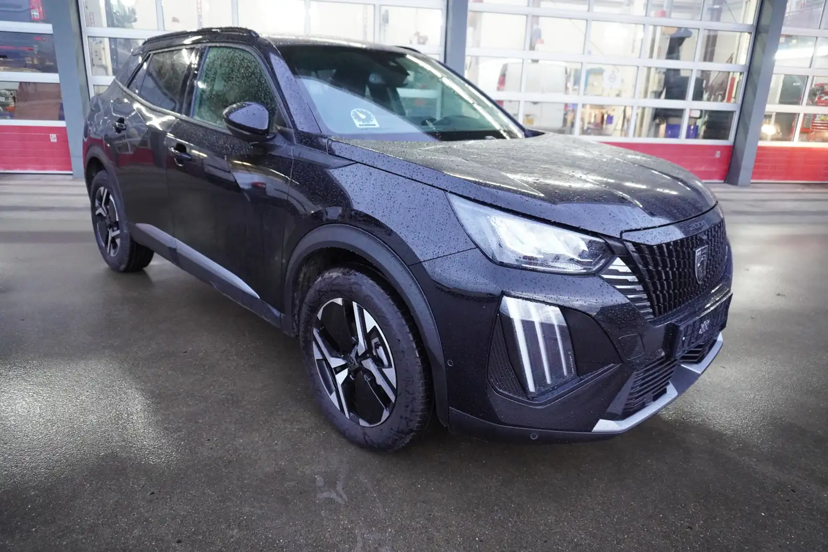 Peugeot 2008 PureTech 130PK Allure Automaat Nr. V051 | Climate Noir - 2