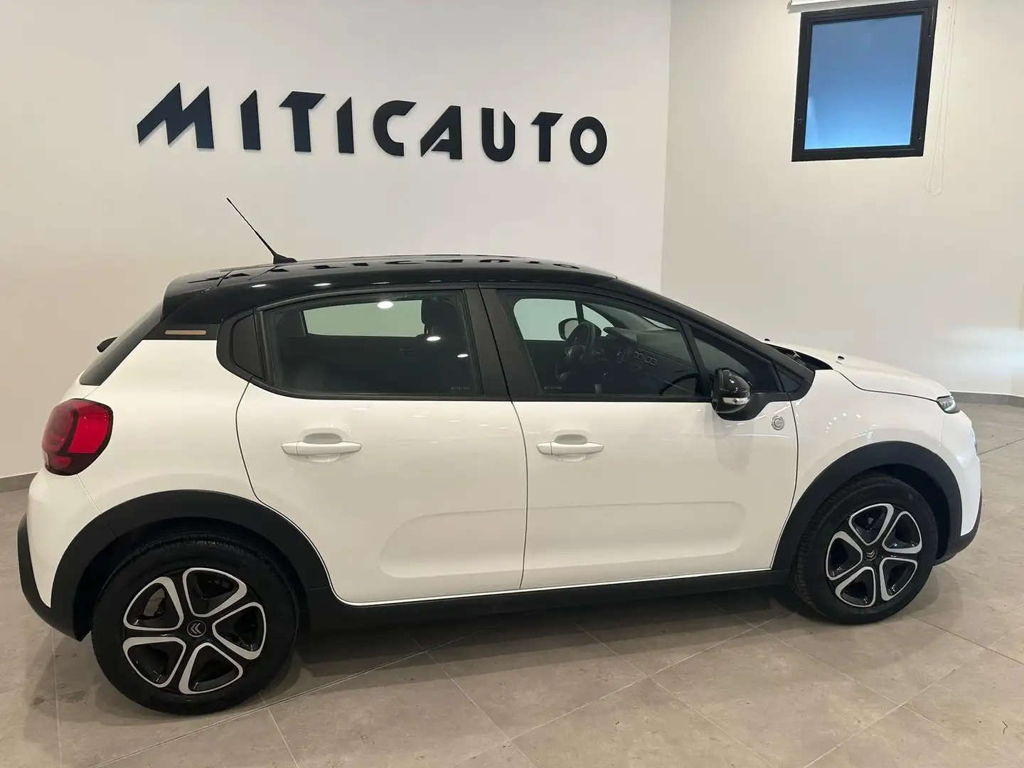 Citroen C3 1.2 puretech C-Series s Blanco - 2