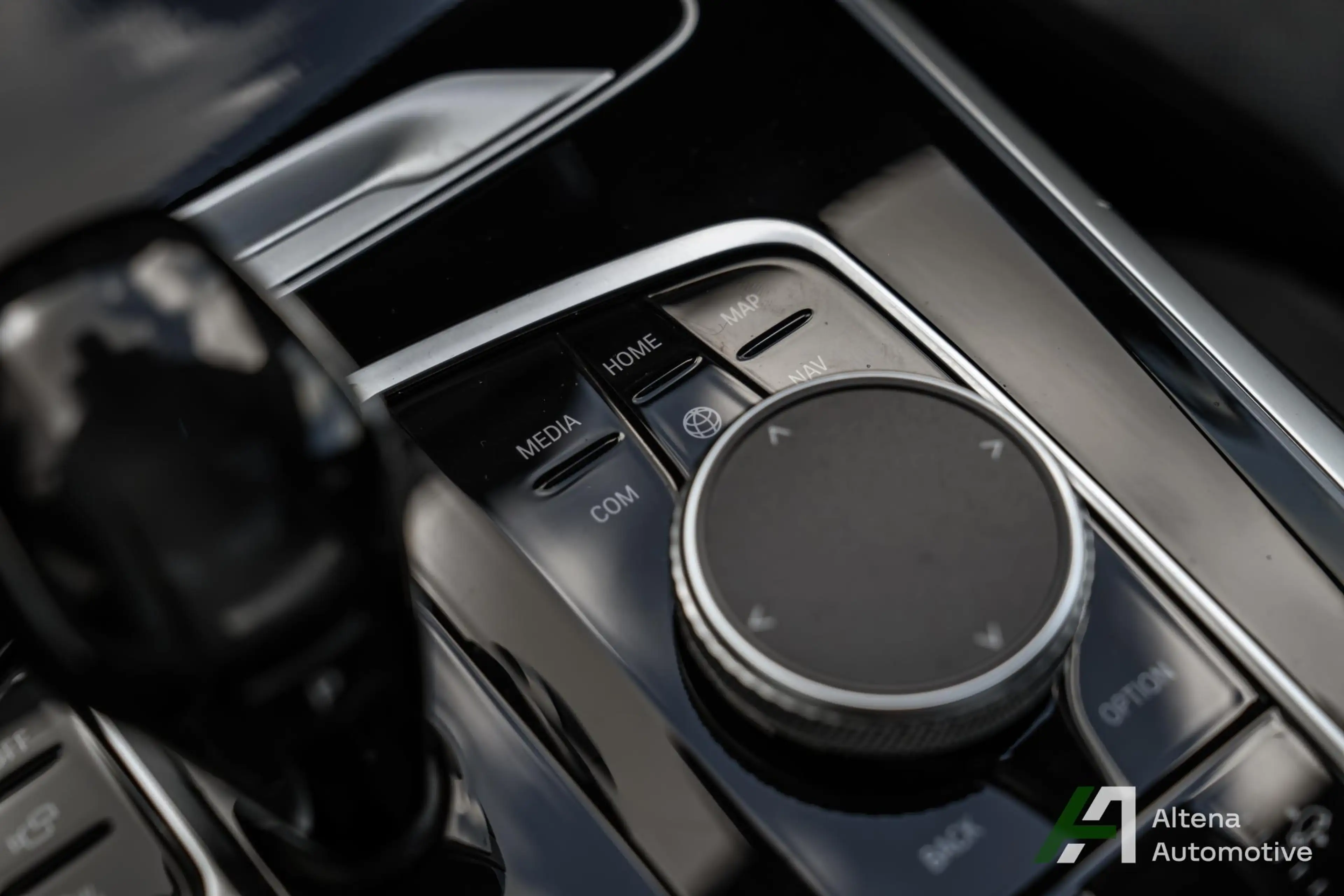 BMW X5 xDrive45e High Executive M-sport, Trekhaak, harman — photo 26