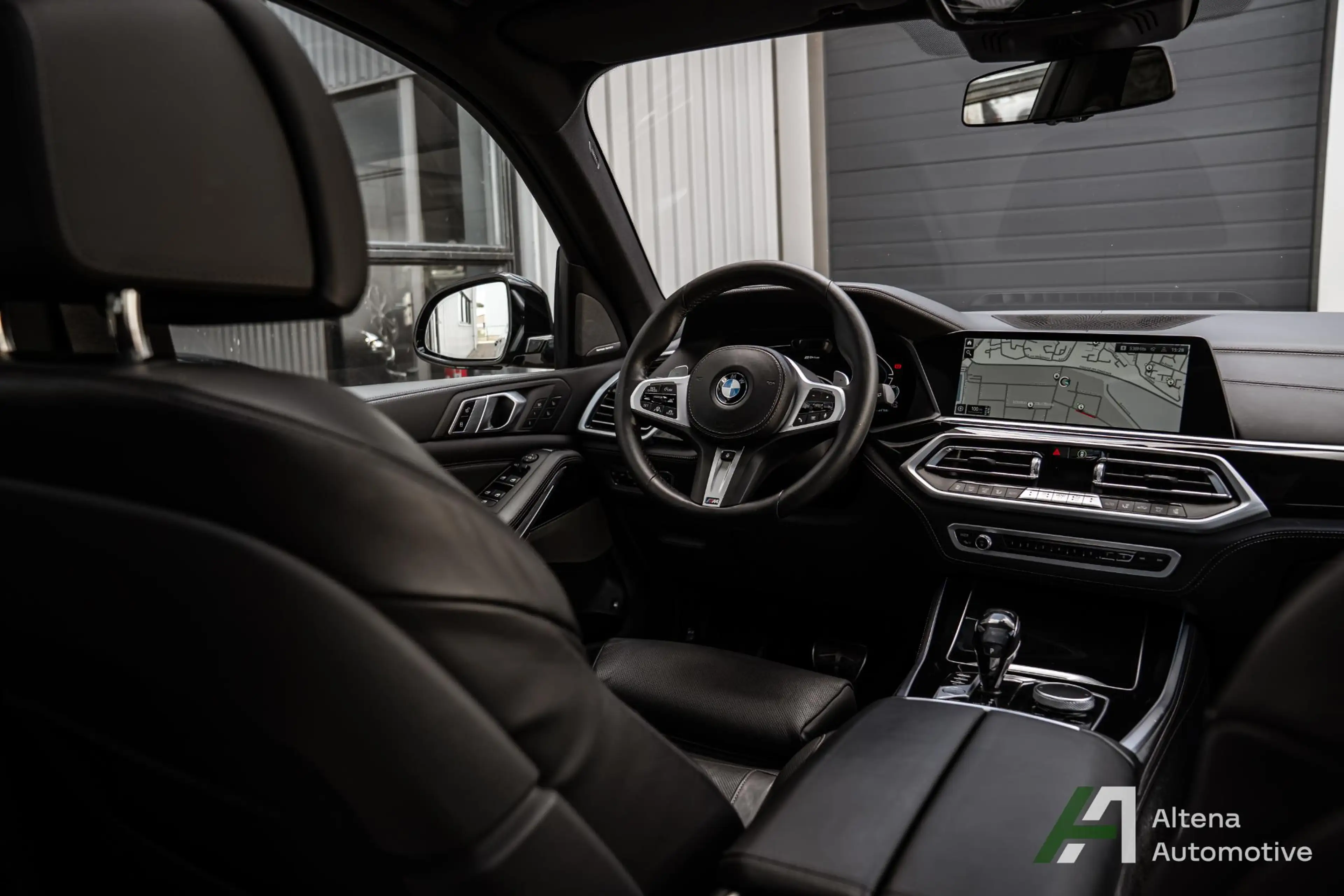 BMW X5 xDrive45e High Executive M-sport, Trekhaak, harman — photo 17