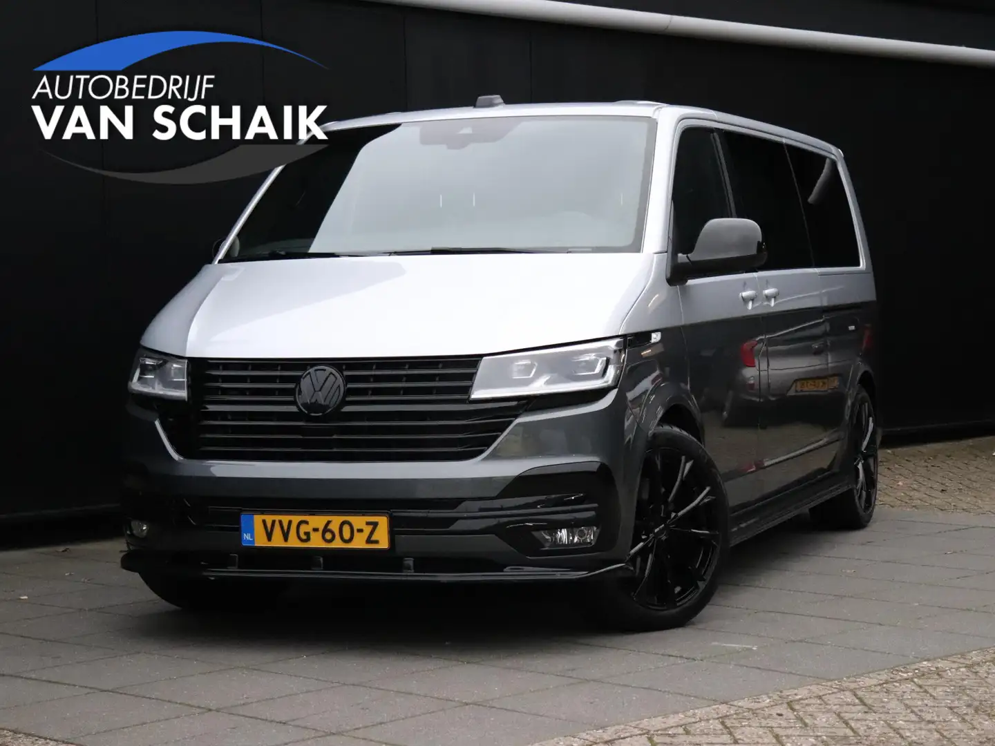 Volkswagen T6.1 Transporter 2.0 TDI 204 PK L2H1 30 Bulli | DUBBELE CABINIE | L Gris - 1