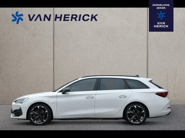 Cupra Leon view 2