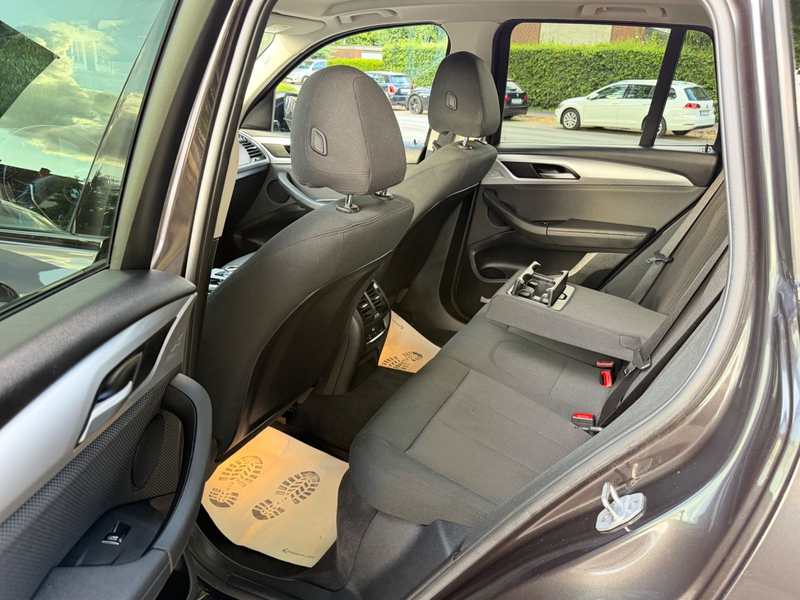 BMW X3 xDrive 20 d*LED*NAVI*SHZ*KLIMATR* — photo 14