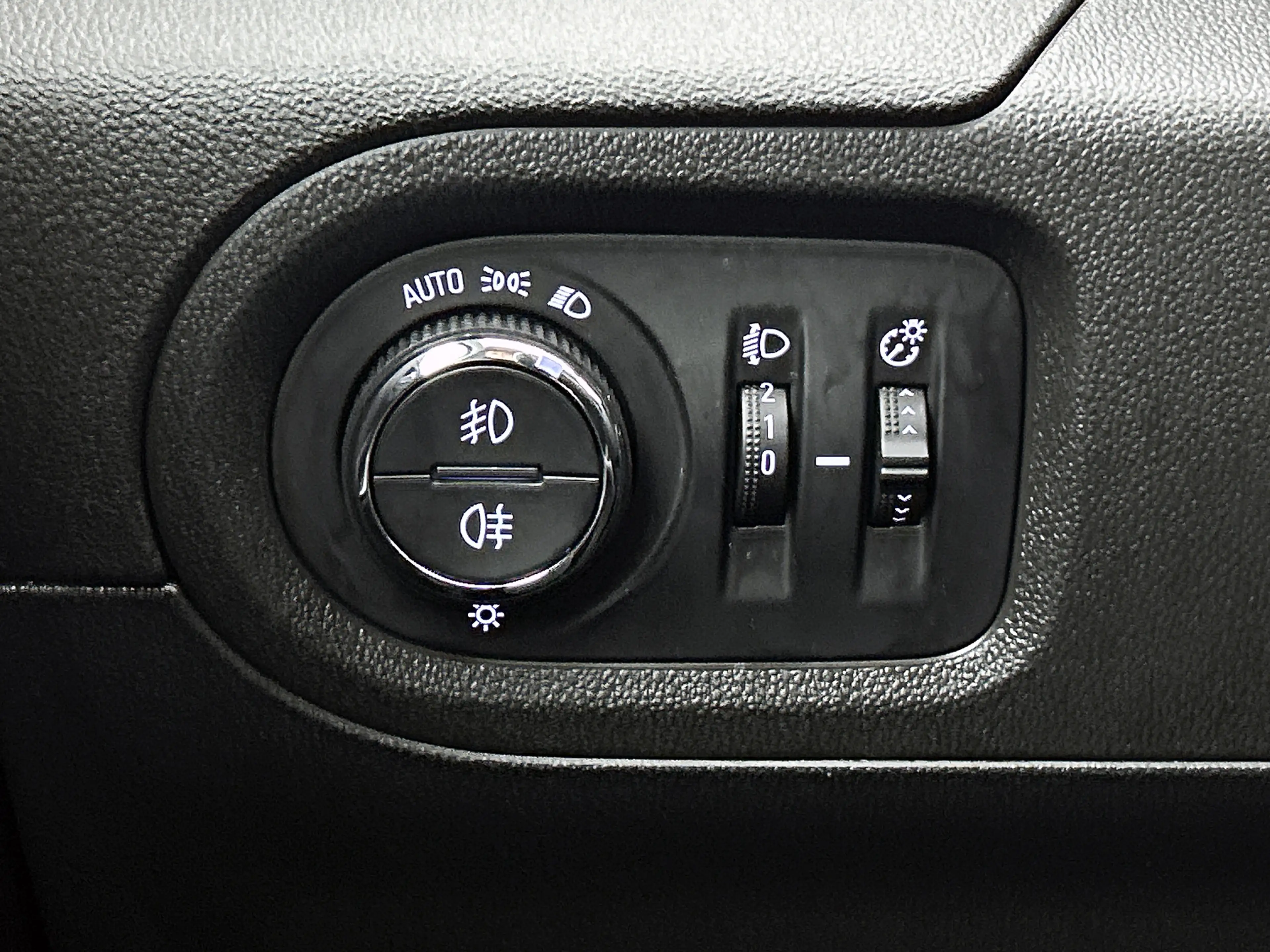 Opel Grandland X 1.2 Turbo Innovation / Airco / Navi / Cruise-ctr. — photo 29