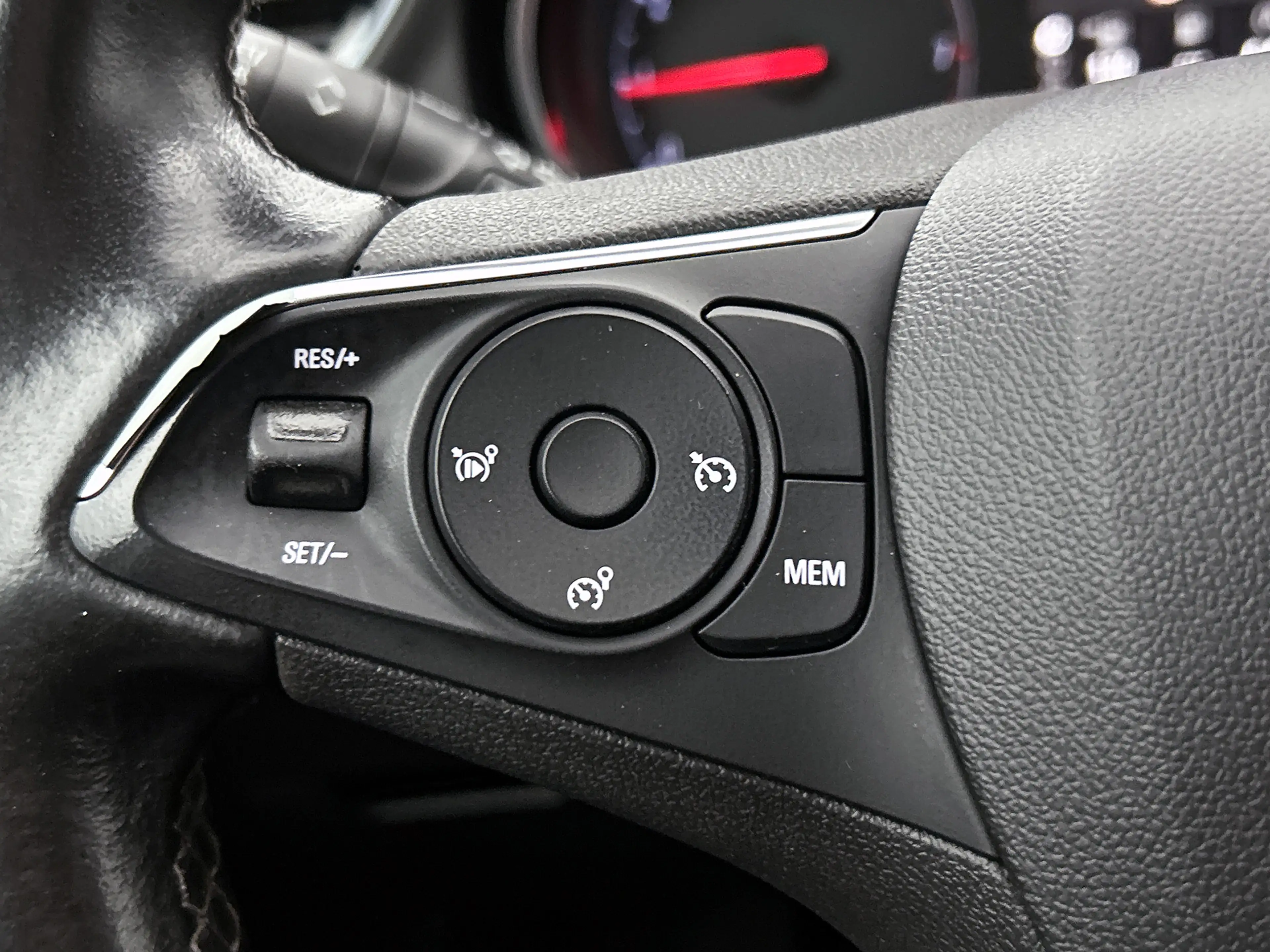 Opel Grandland X 1.2 Turbo Innovation / Airco / Navi / Cruise-ctr. — photo 8