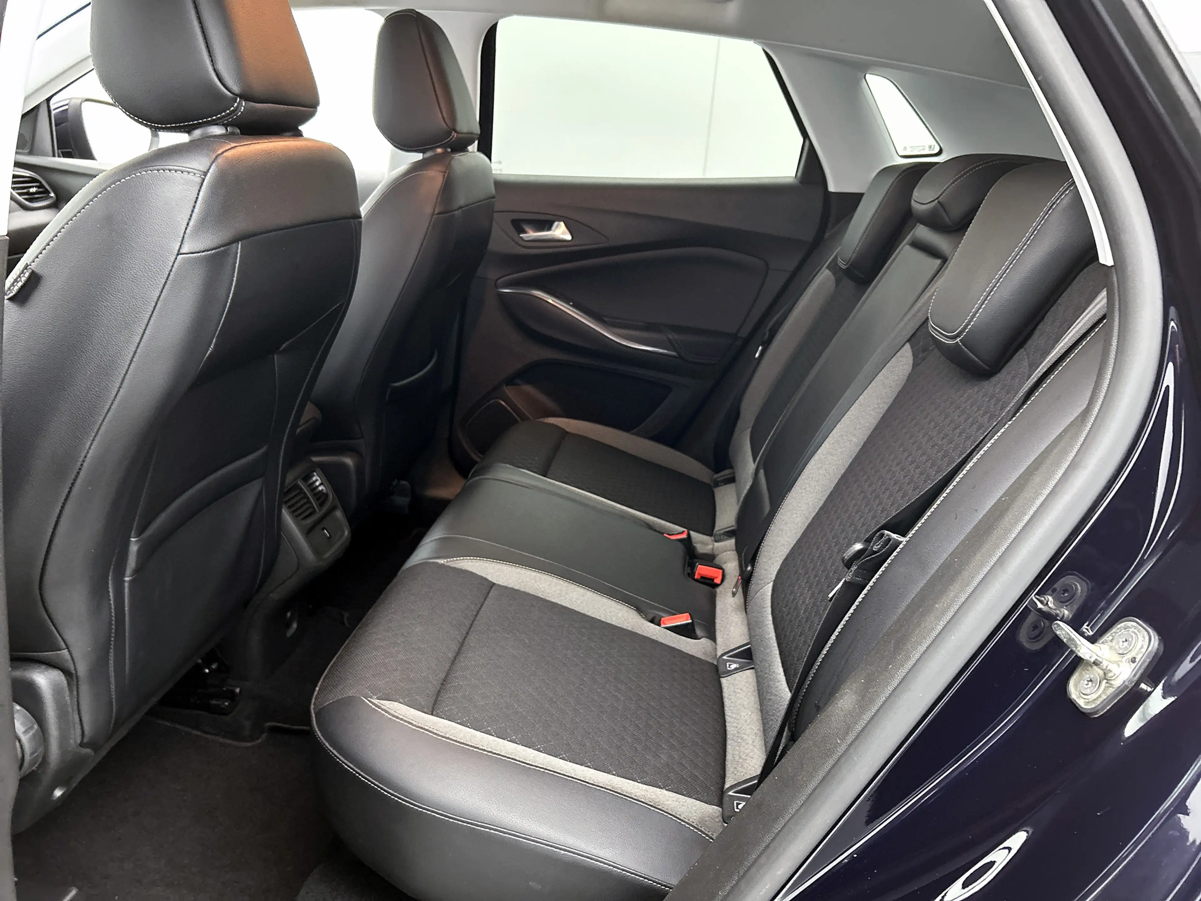 Opel Grandland X 1.2 Turbo Innovation / Airco / Navi / Cruise-ctr. — photo 27