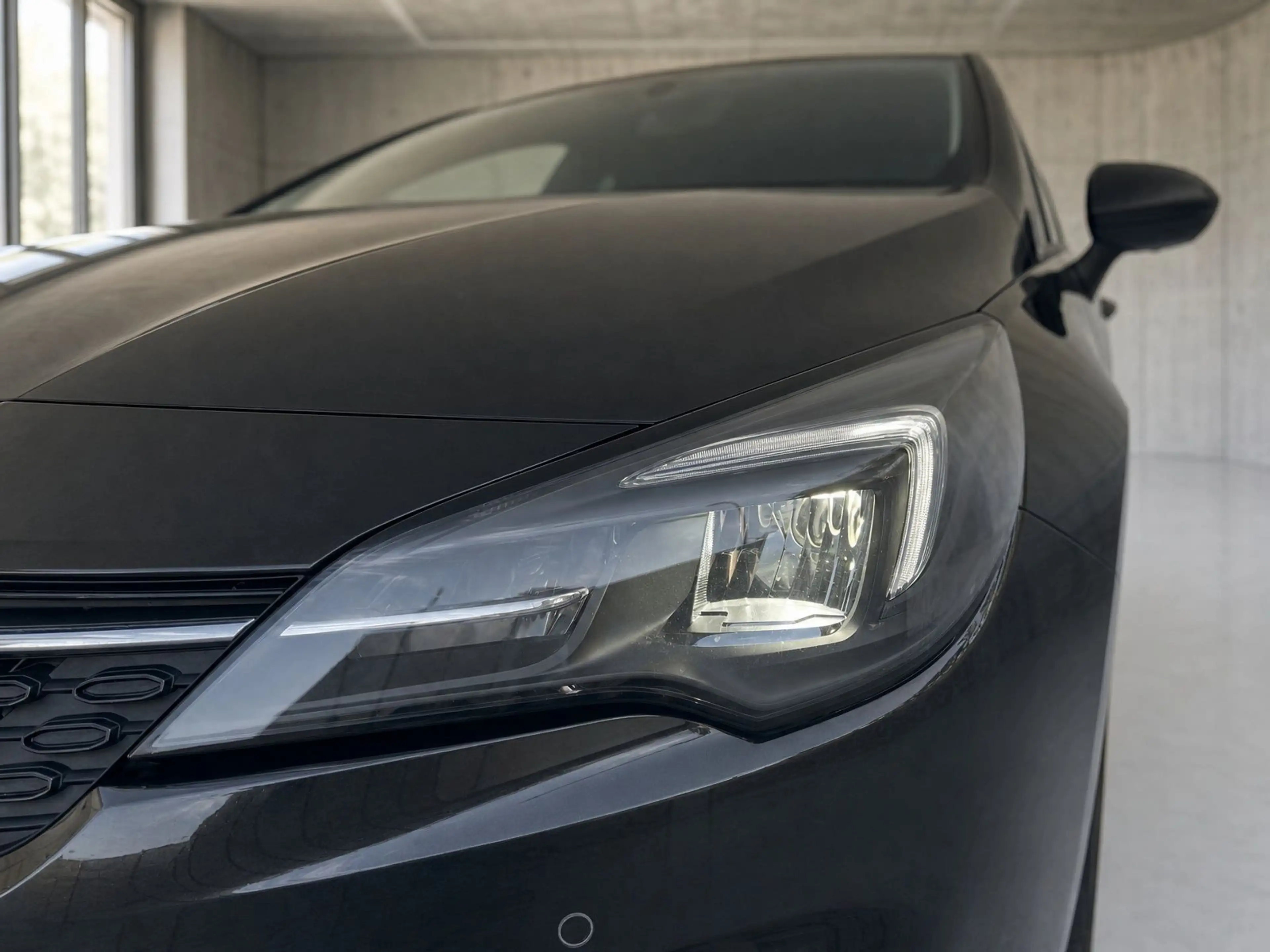 Opel Astra Elegance*LED*DAB*Navi*SHZ*PDC* — photo 11