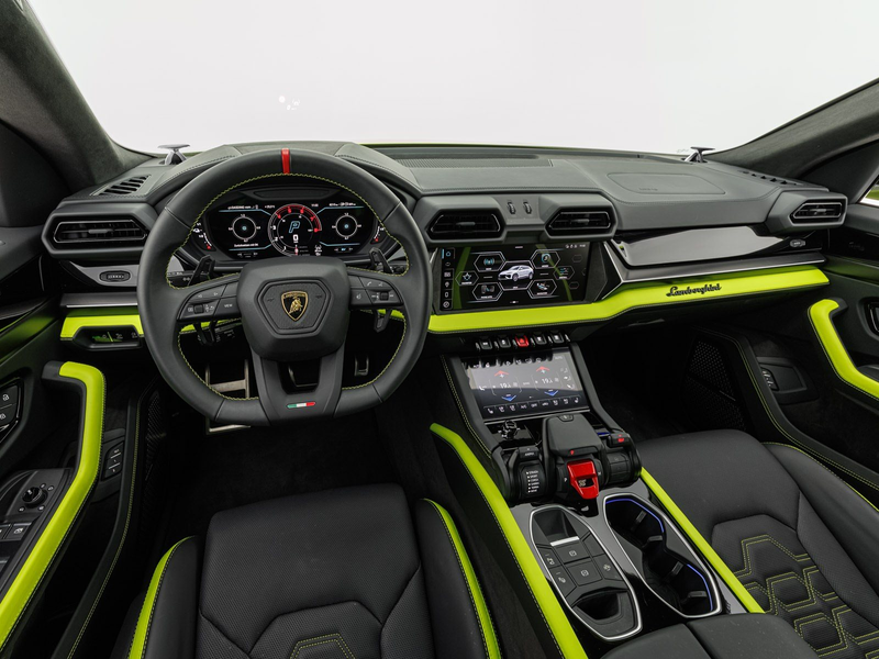 Lamborghini Urus SE — photo 7